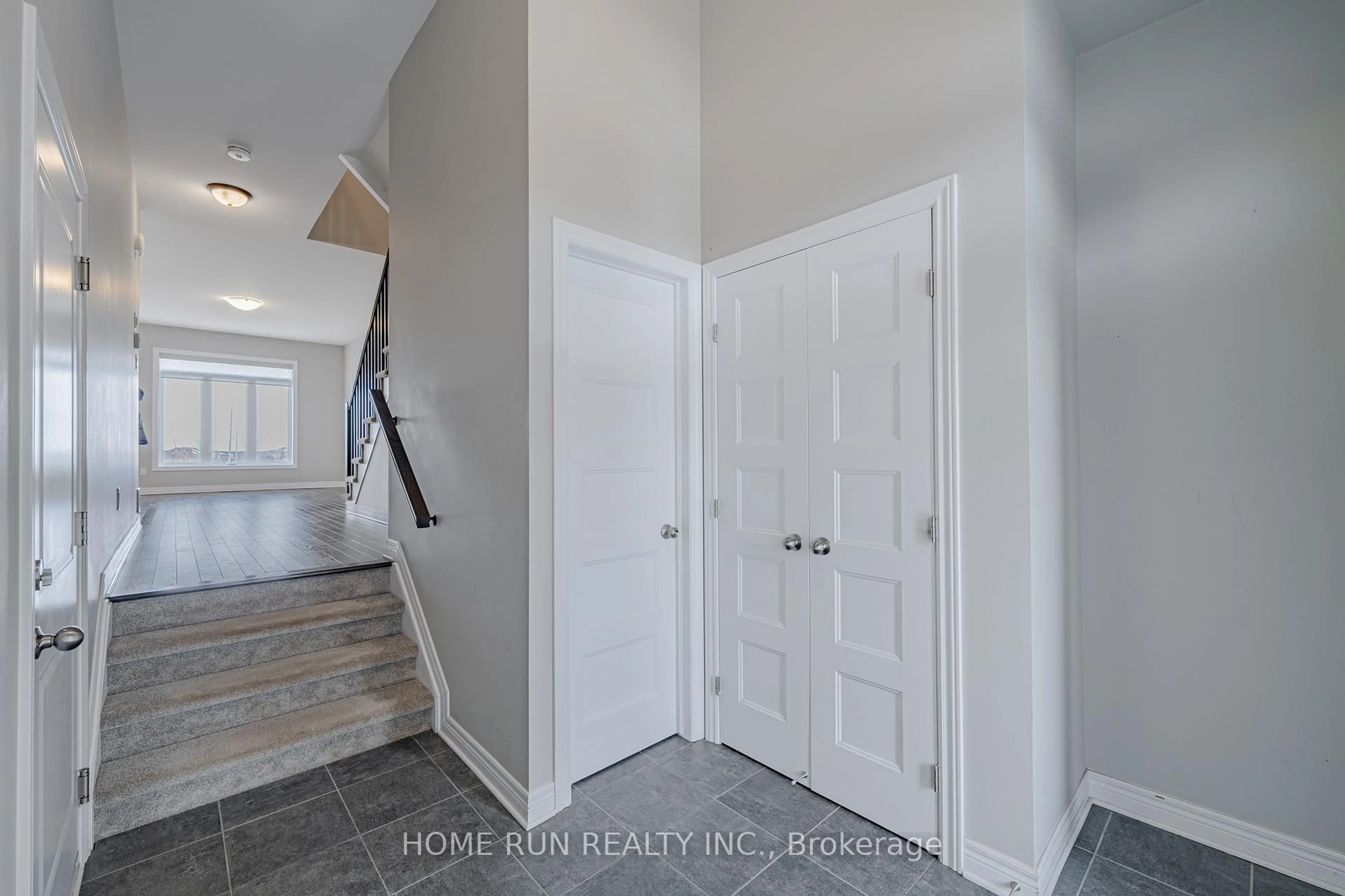 Indoor entryway for 53 McPhail Rd, Carleton Place Ontario K2C 0P6
