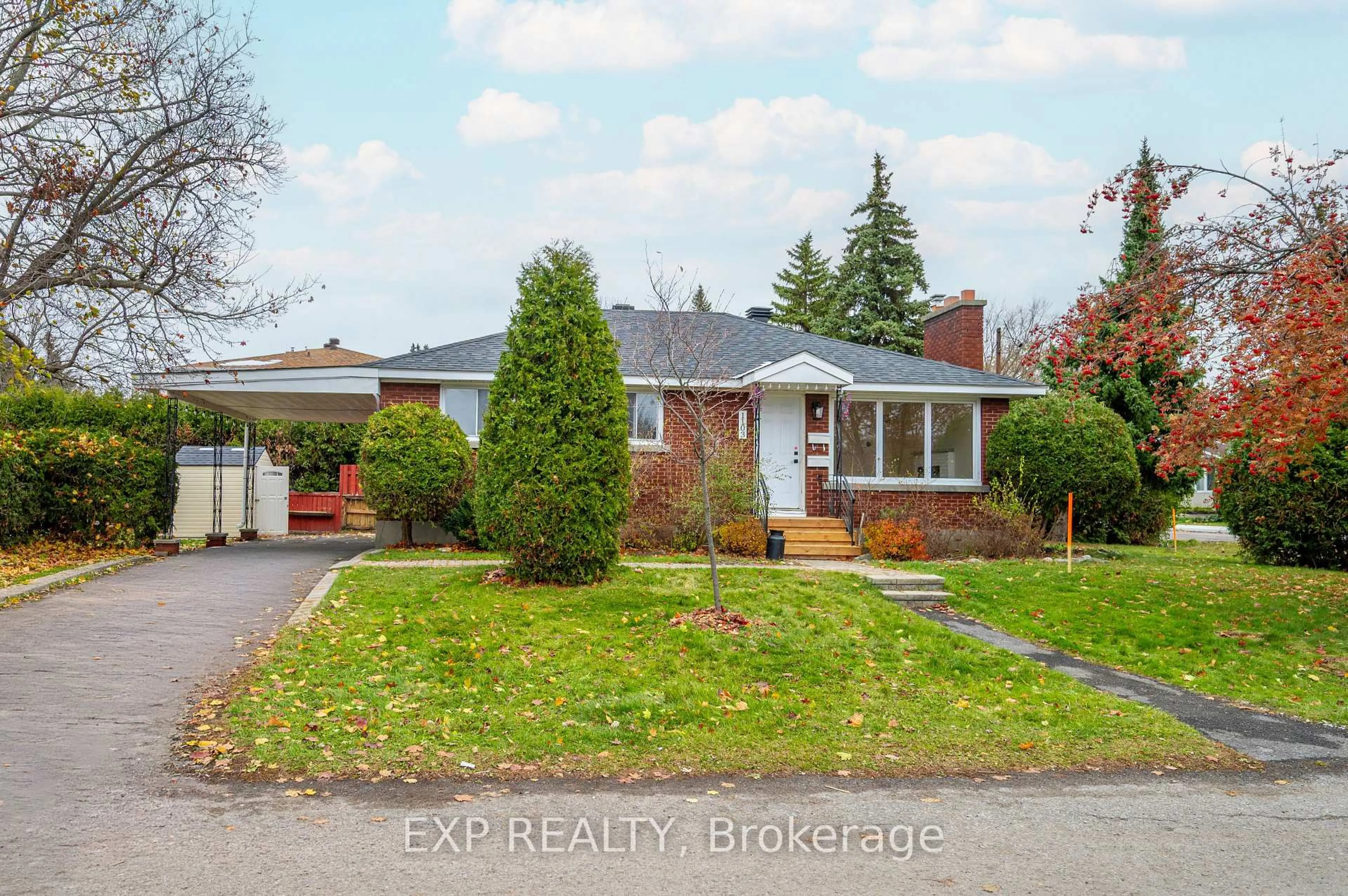 Home with brick exterior material, street for 1103 Frances St, Ottawa Ontario K1K 3L6