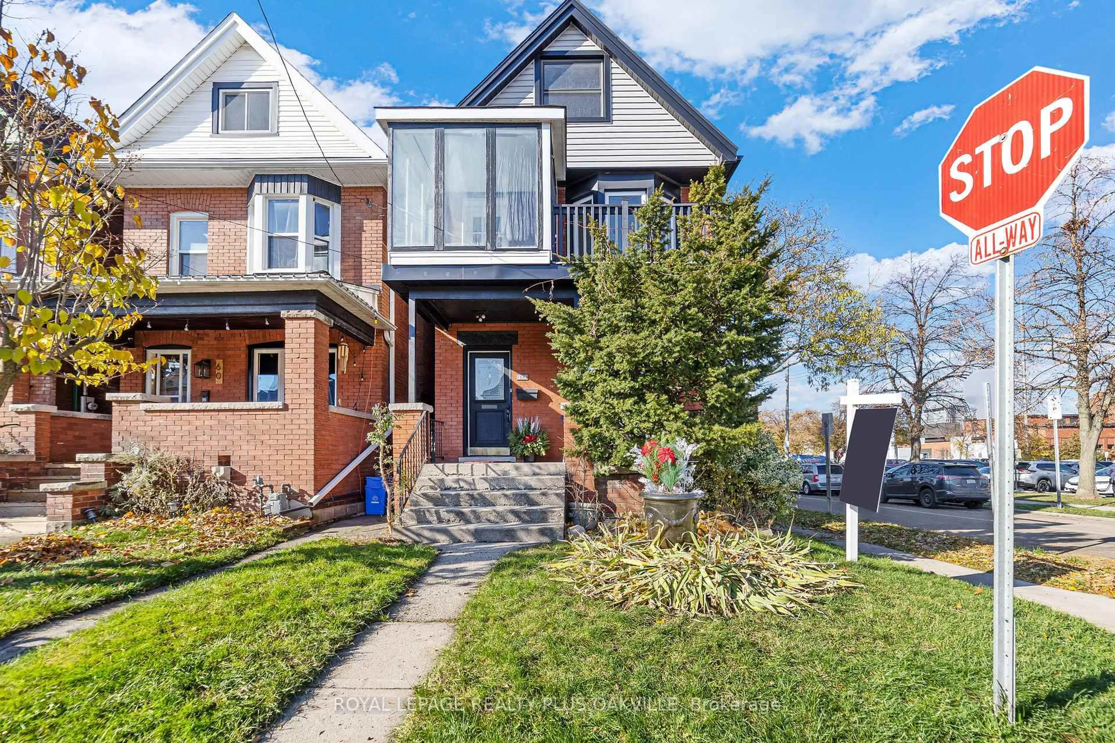 Home with brick exterior material, street for 58 Lorne Ave, Hamilton Ontario L8M 2X8