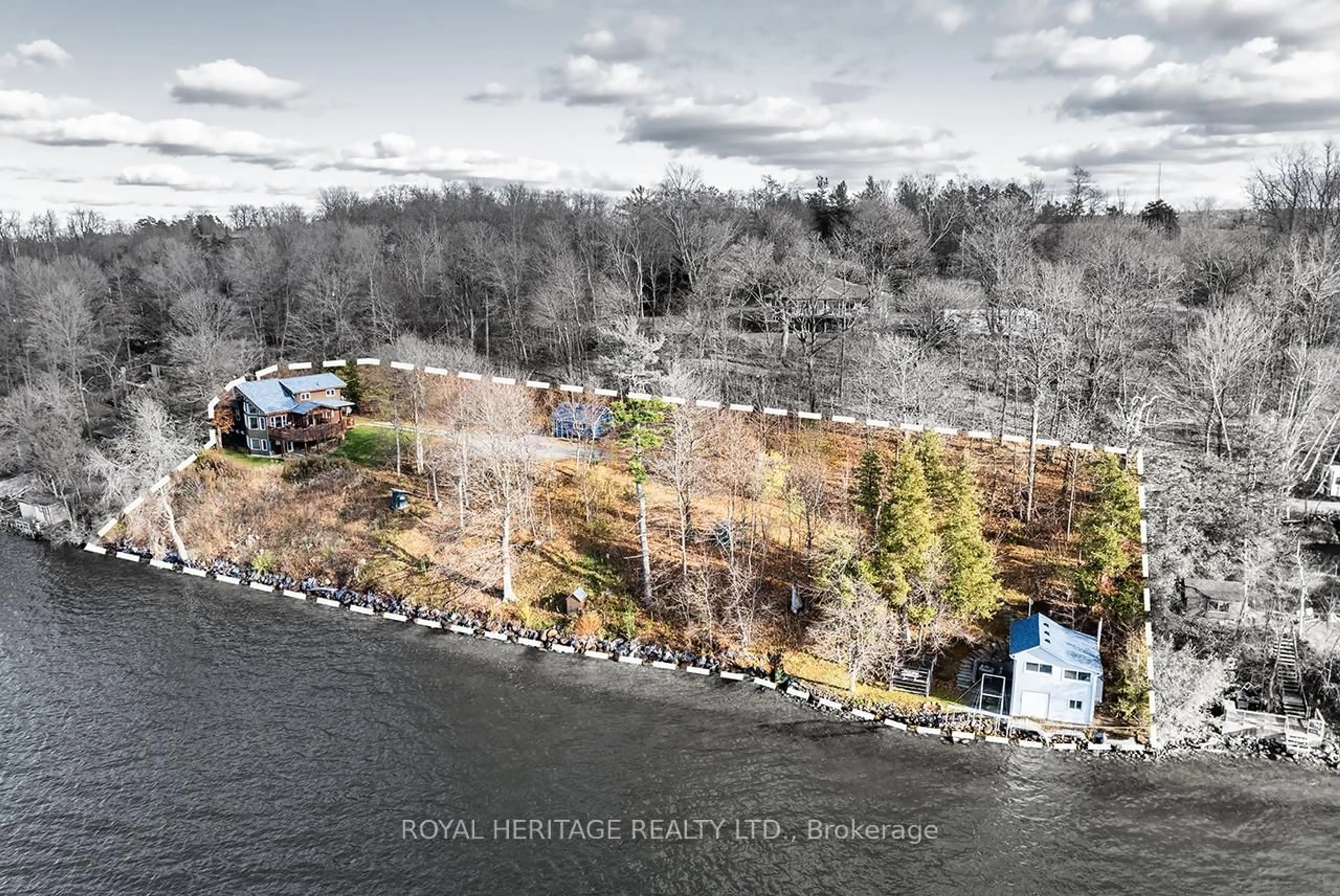 A pic from outside/outdoor area/front of a property/back of a property/a pic from drone, water/lake/river/ocean view for 7214 County 18 Rd #7, Alnwick/Haldimand Ontario K0K 2X0