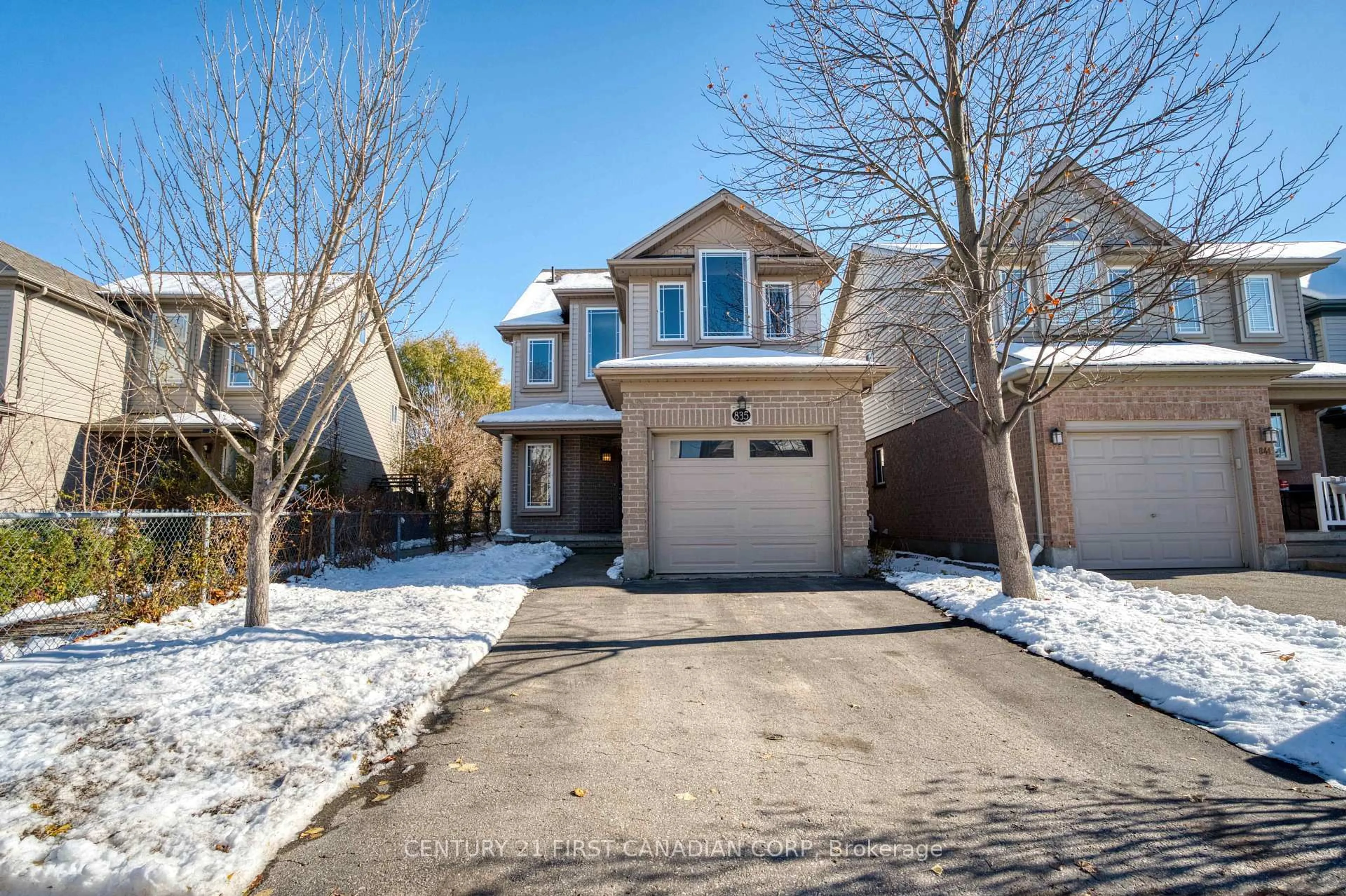 Unknown for 835 Whetherfield St, London North Ontario N6H 5T7