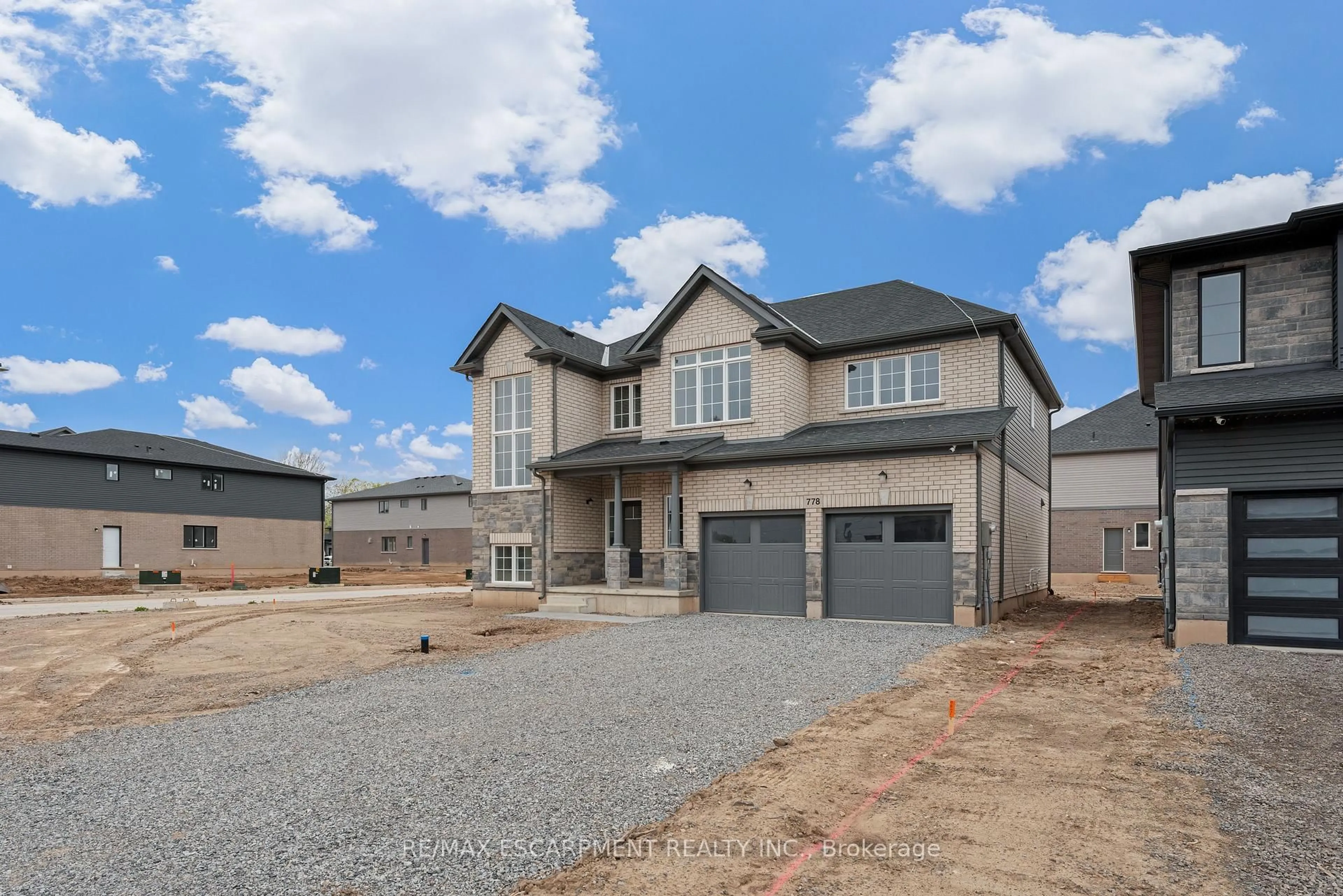 Home with brick exterior material, street for 778 Bradford Ave, Fort Erie Ontario L2A 0H3