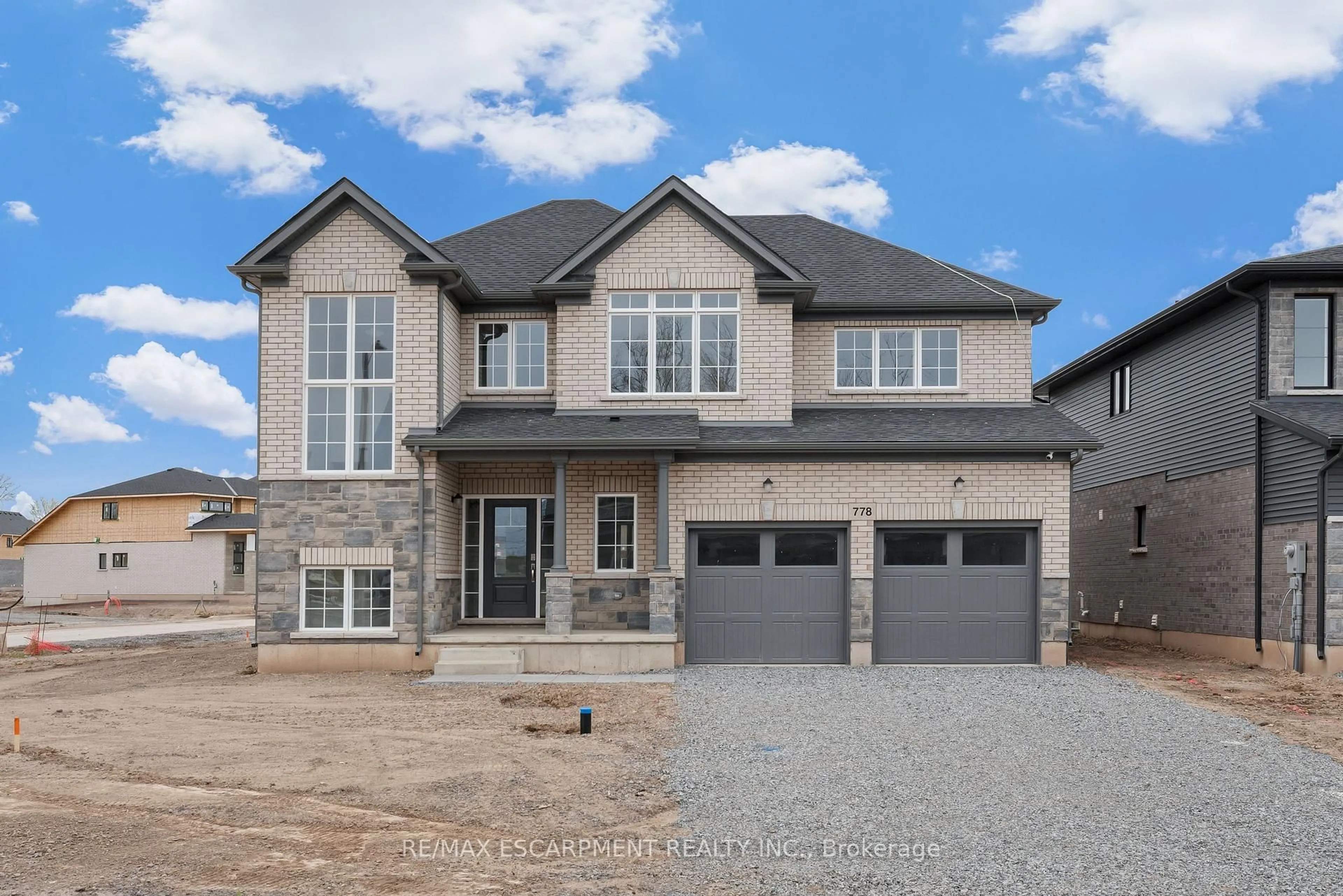 Home with brick exterior material, street for 778 Bradford Ave, Fort Erie Ontario L2A 0H3