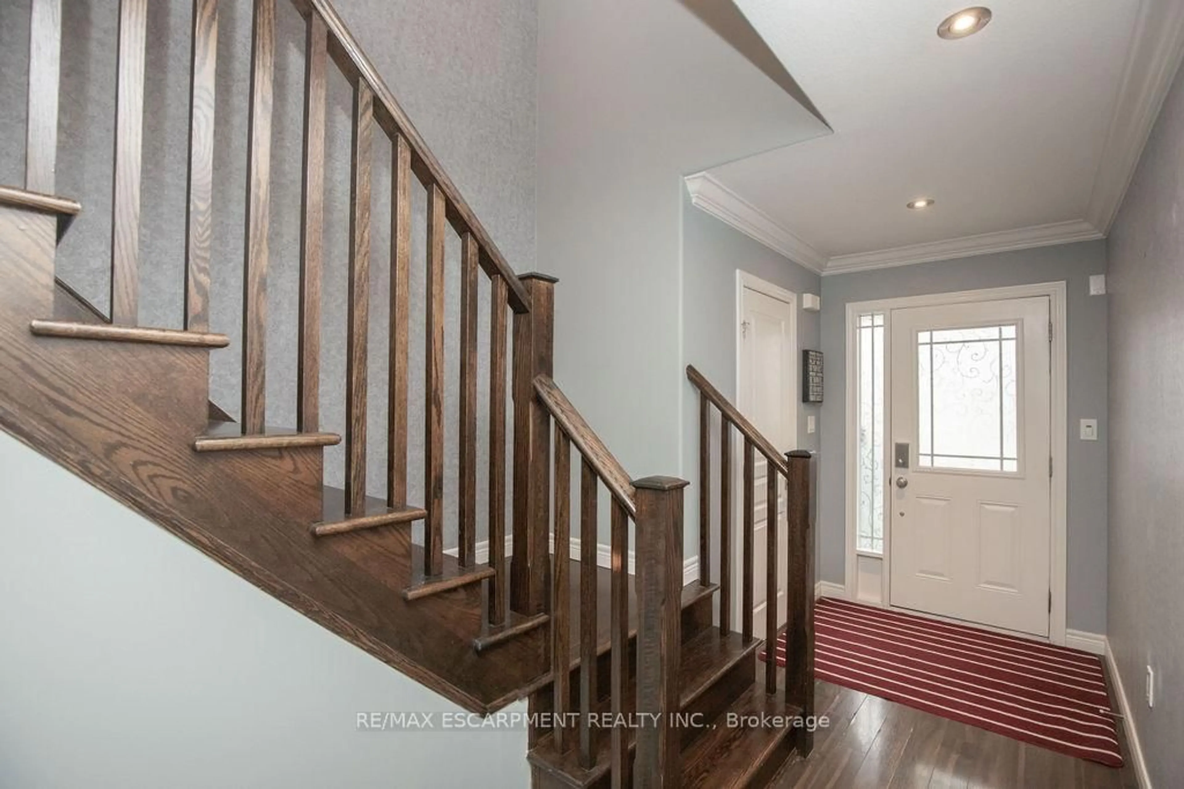 Stairs for 85 Chamomile Dr, Hamilton Ontario L8W 0C1