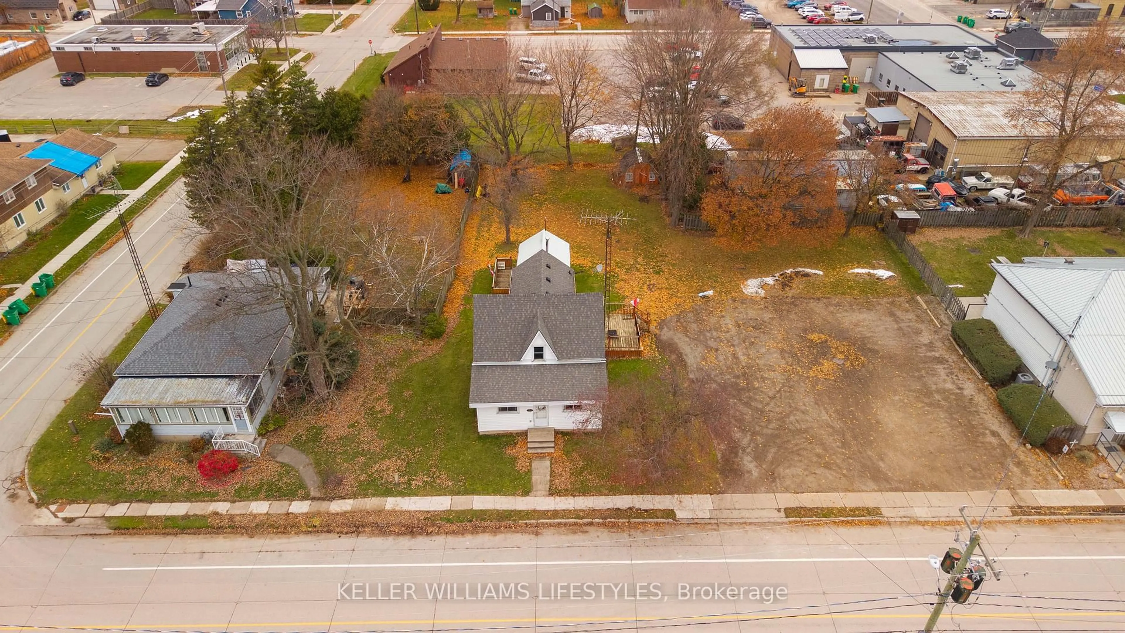 A pic from outside/outdoor area/front of a property/back of a property/a pic from drone, street for 150 McRae St, Southwest Middlesex Ontario N0L 1M0