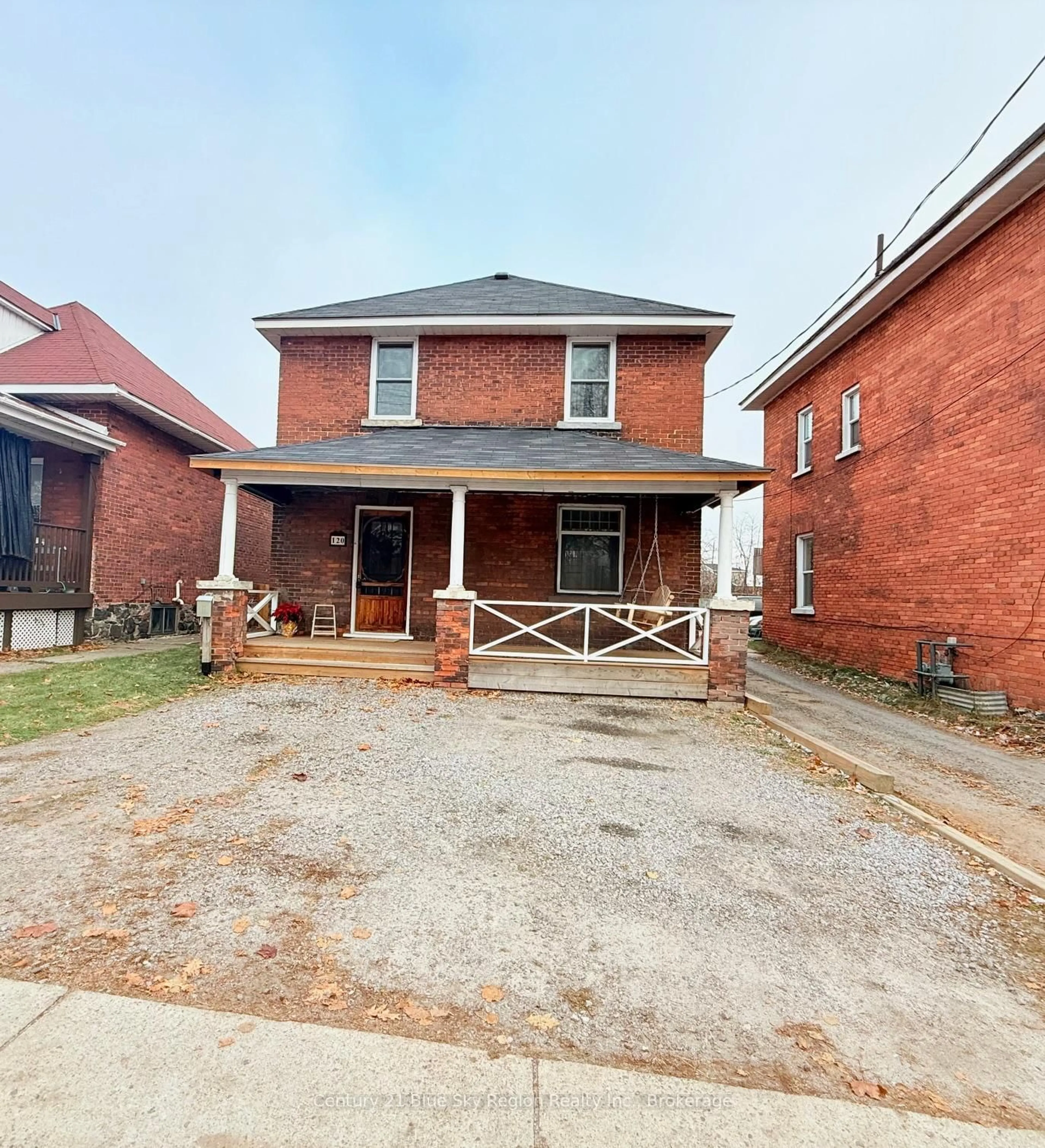 Home with brick exterior material, street for 120 Second Ave, North Bay Ontario P1B 3K8