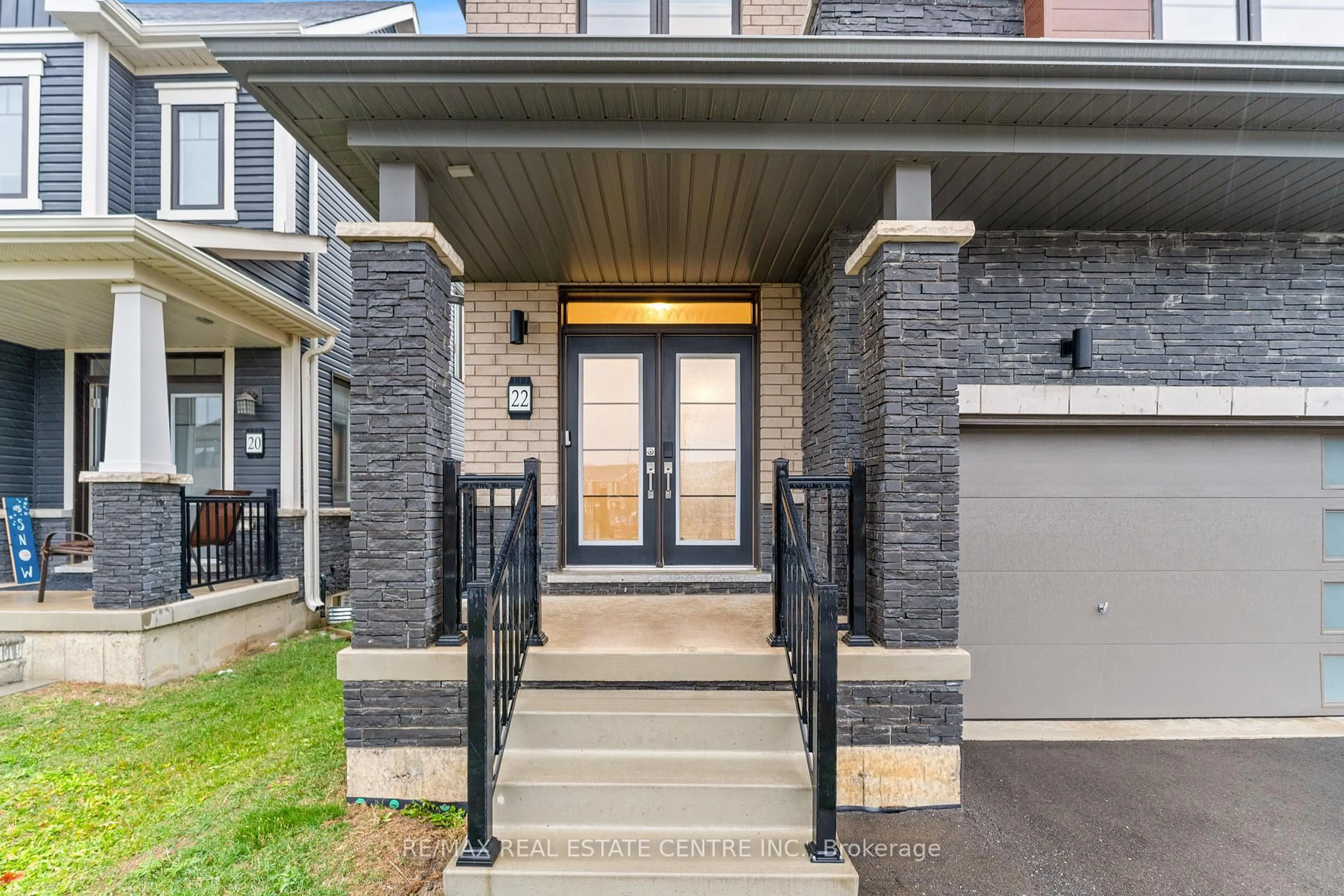 Unknown for 22 Peach St, Thorold Ontario L2E 6S4