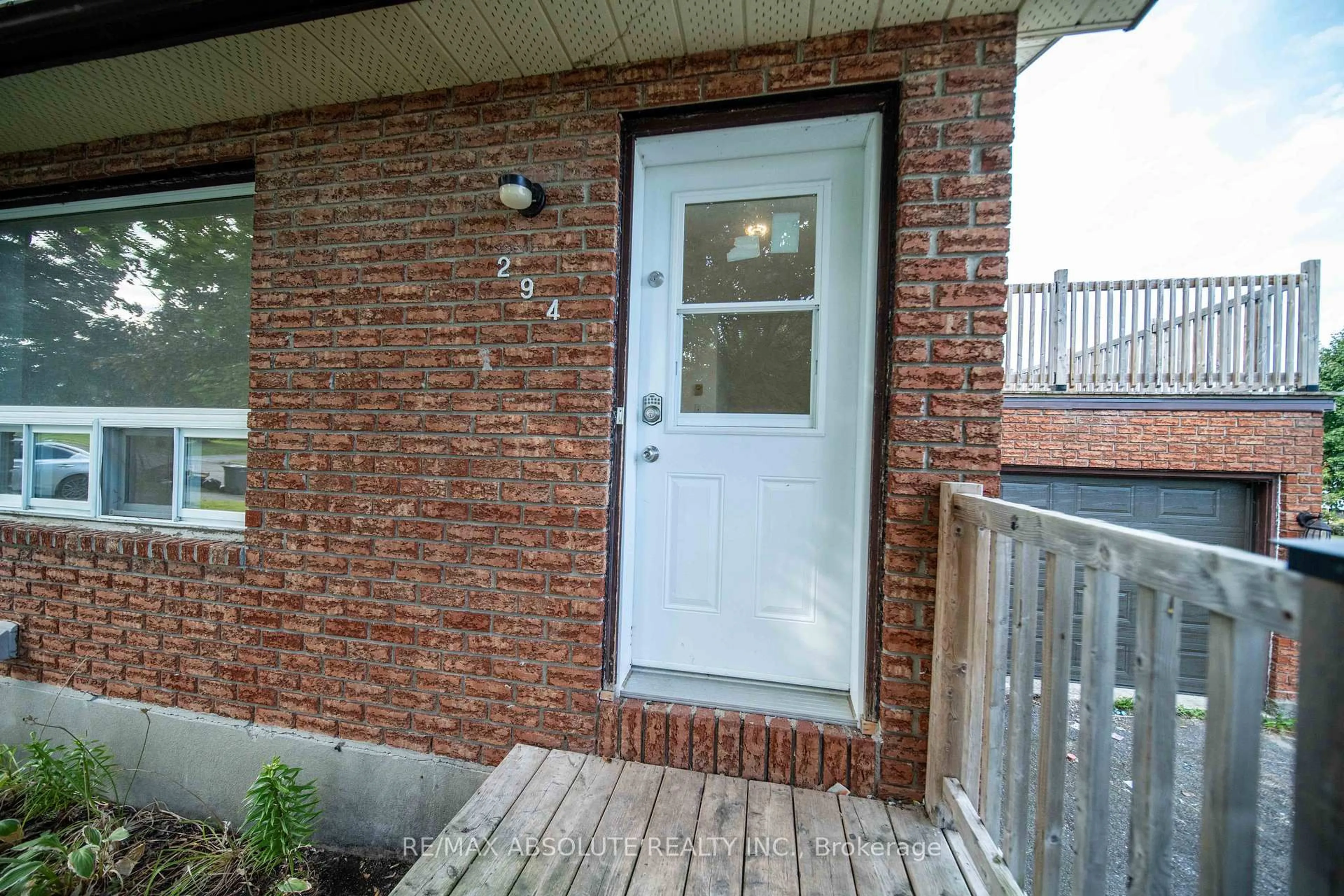 Unknown for 294 Therese Ave, Clarence-Rockland Ontario K4K 1G9