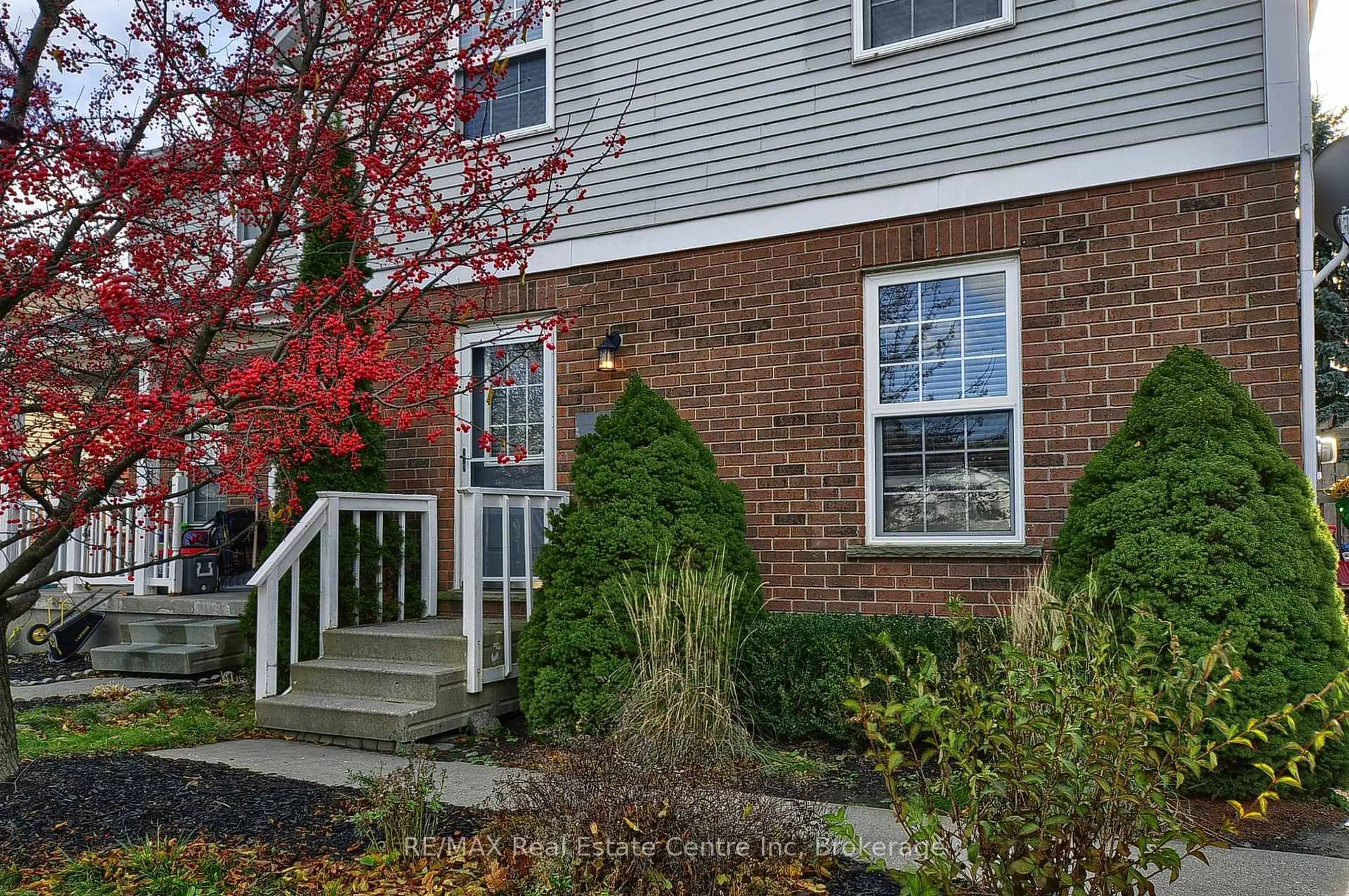 Unknown for 427 Bankside Cres, Kitchener Ontario N2N 3E5