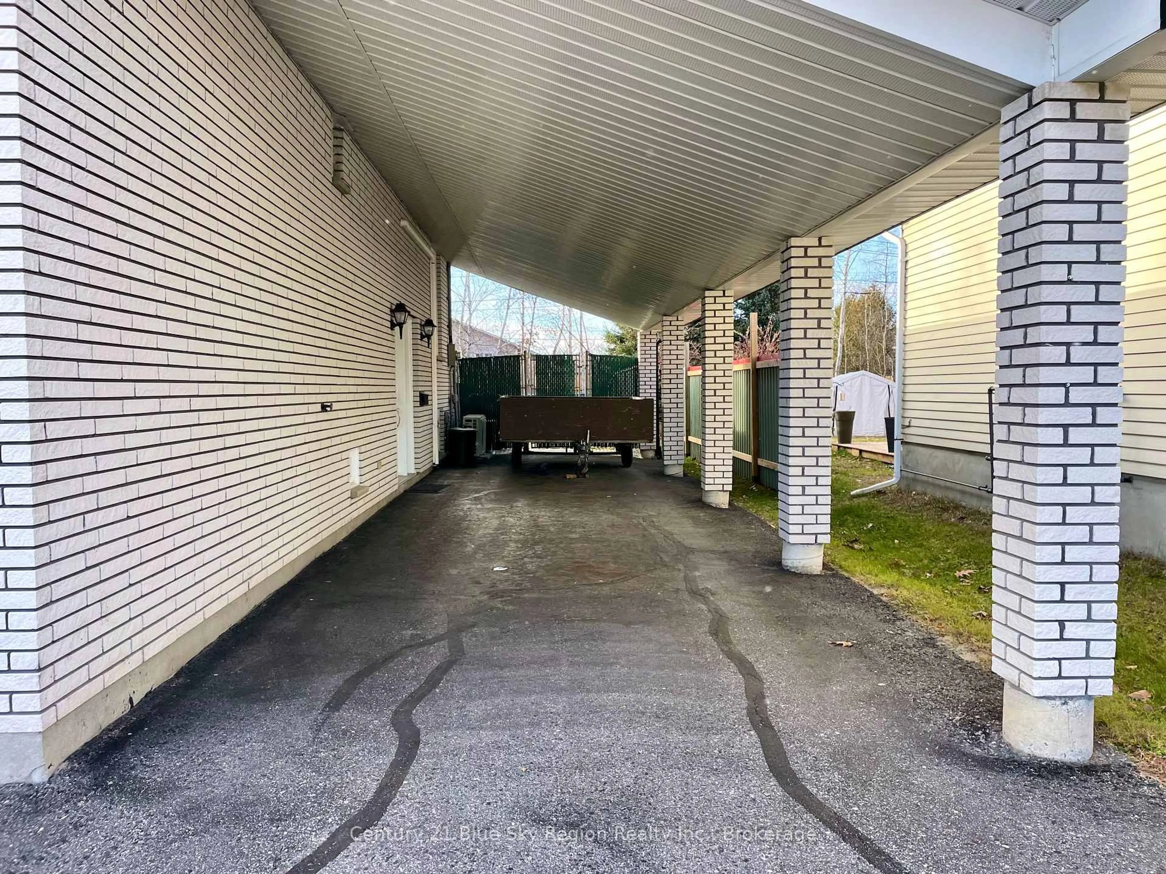 Unknown for 405 Mageau St, West Nipissing Ontario P2B 3G2