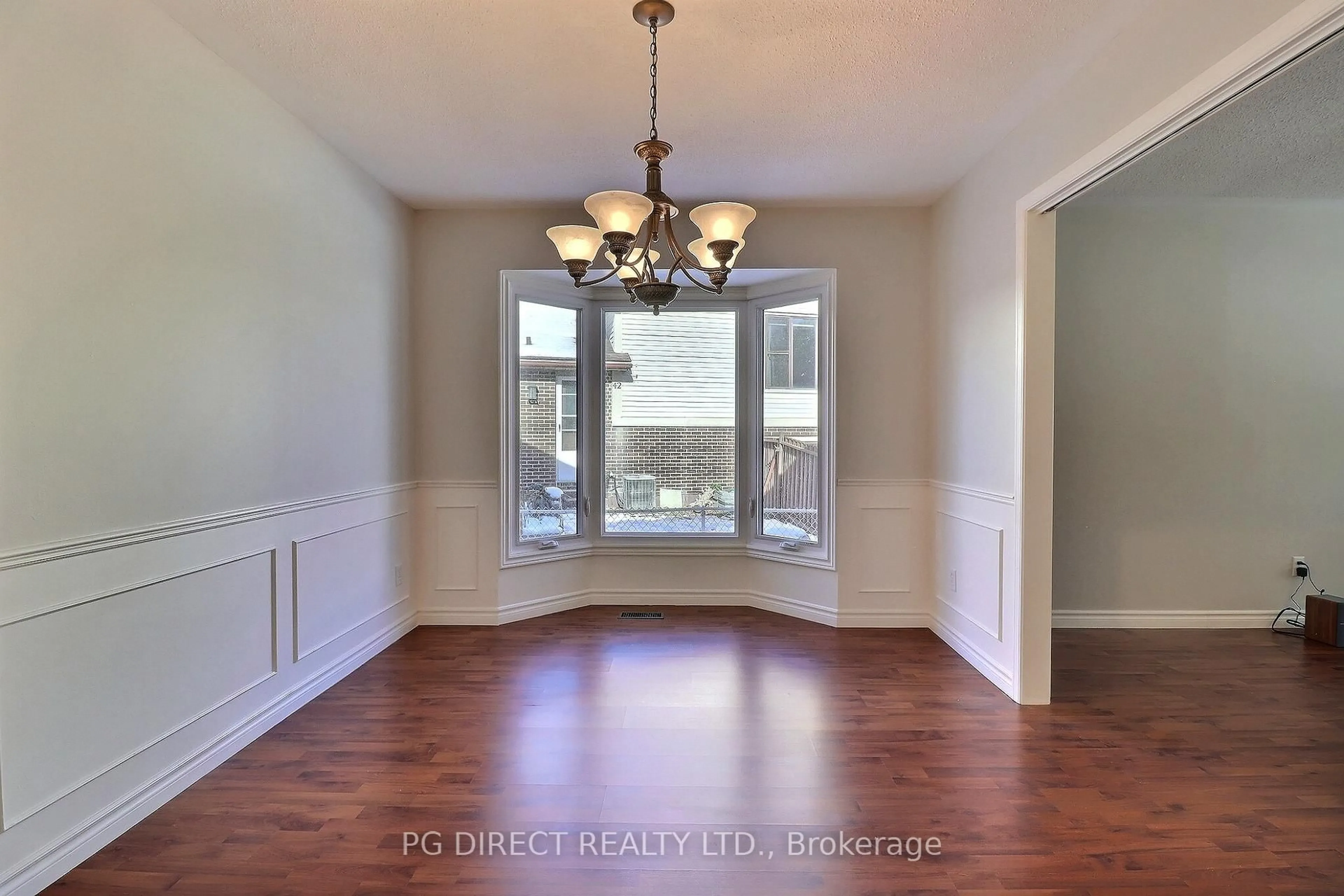 Unknown for 10 Spencer Cres, London North Ontario N5X 2K6