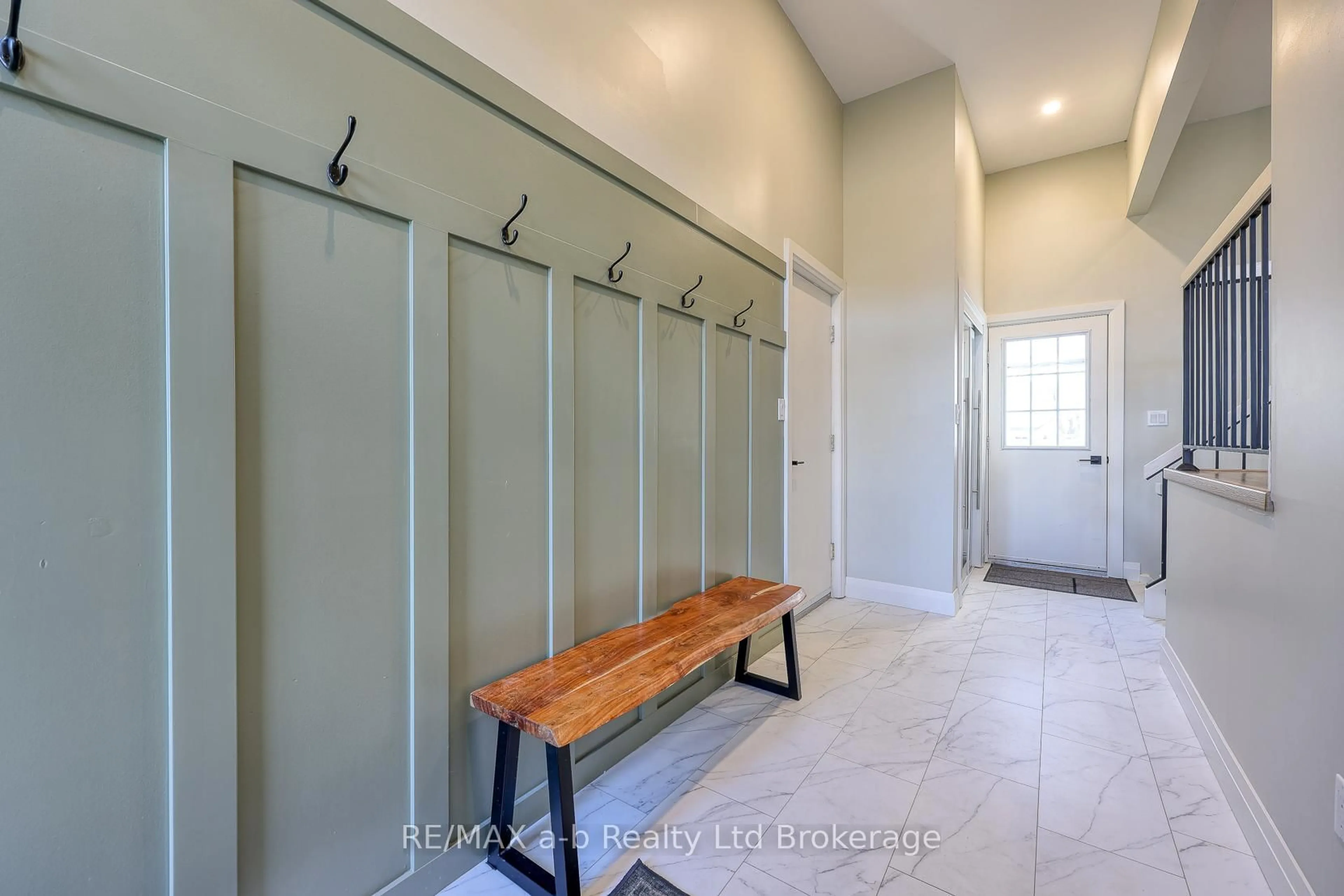 Indoor entryway for 249 Arris Cres, West Perth Ontario N0K 1N0