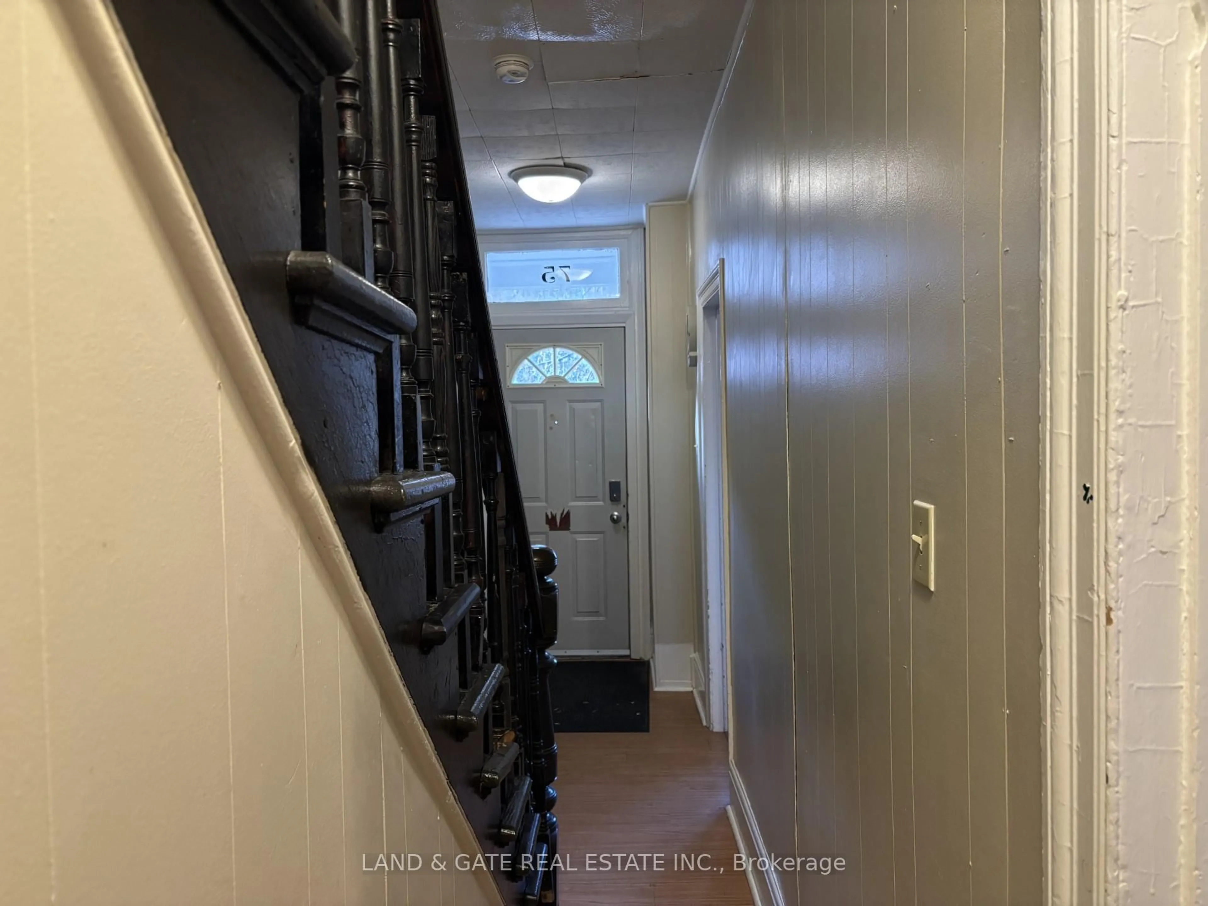 Indoor entryway for 75 Division St, Kingston Ontario K7L 3M1