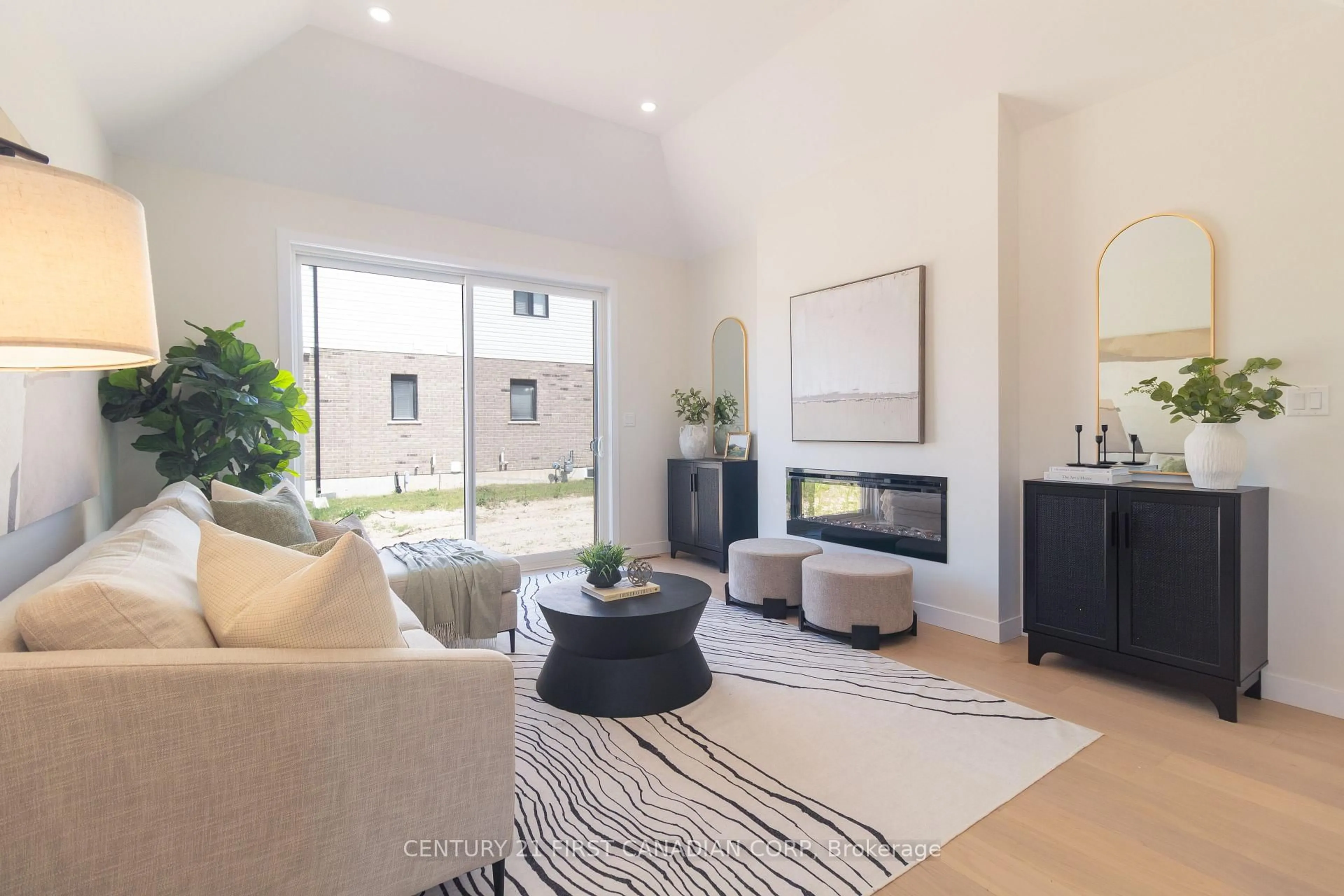 Living room with furniture, unknown for 6694 Hayward Dr, London South Ontario N6P 0H7