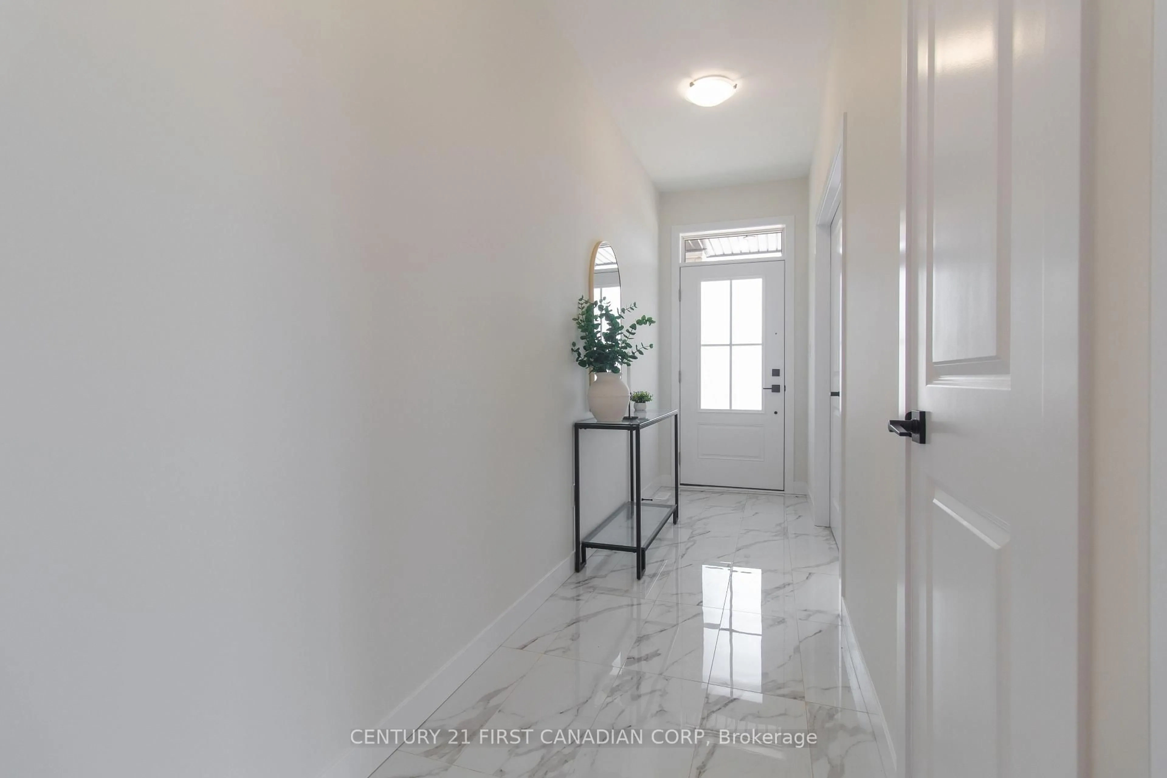 Indoor entryway for 6694 Hayward Dr, London South Ontario N6P 0H7