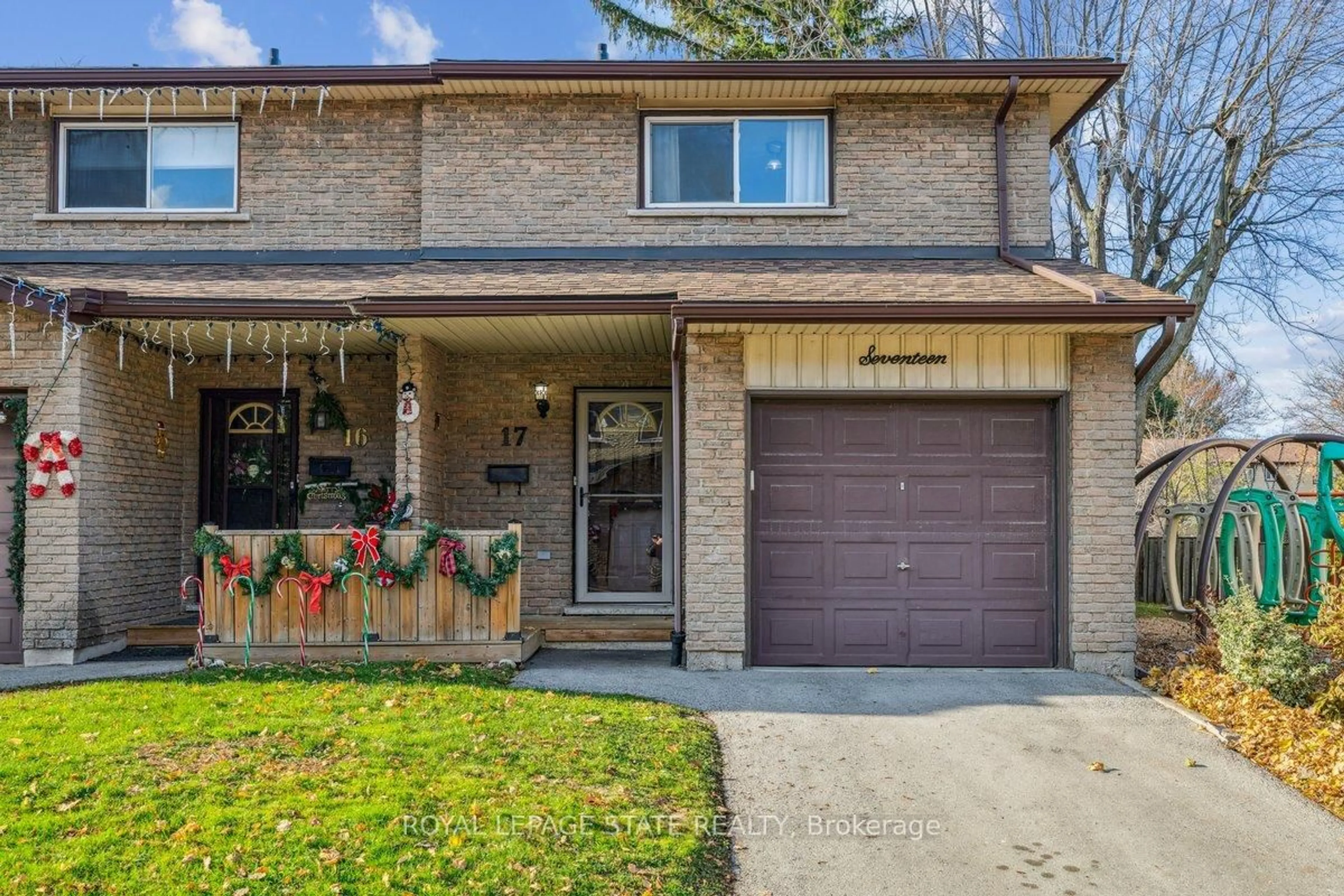 Home with brick exterior material, street for 1455 Garth St #17, Hamilton Ontario L9B 1T4