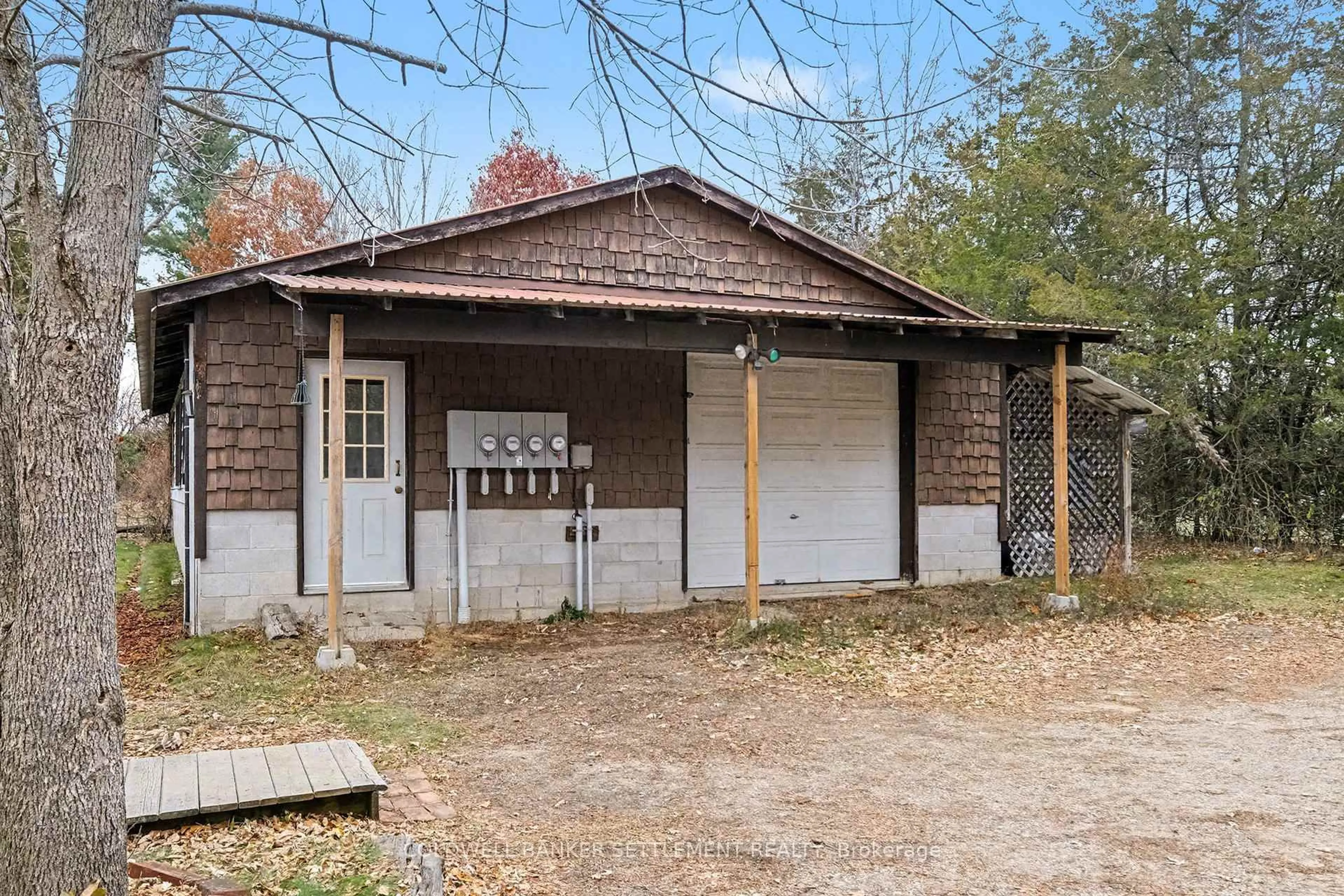 Shed for 1092 Rideau Ferry Rd, Rideau Ferry Ontario K0G 1W0