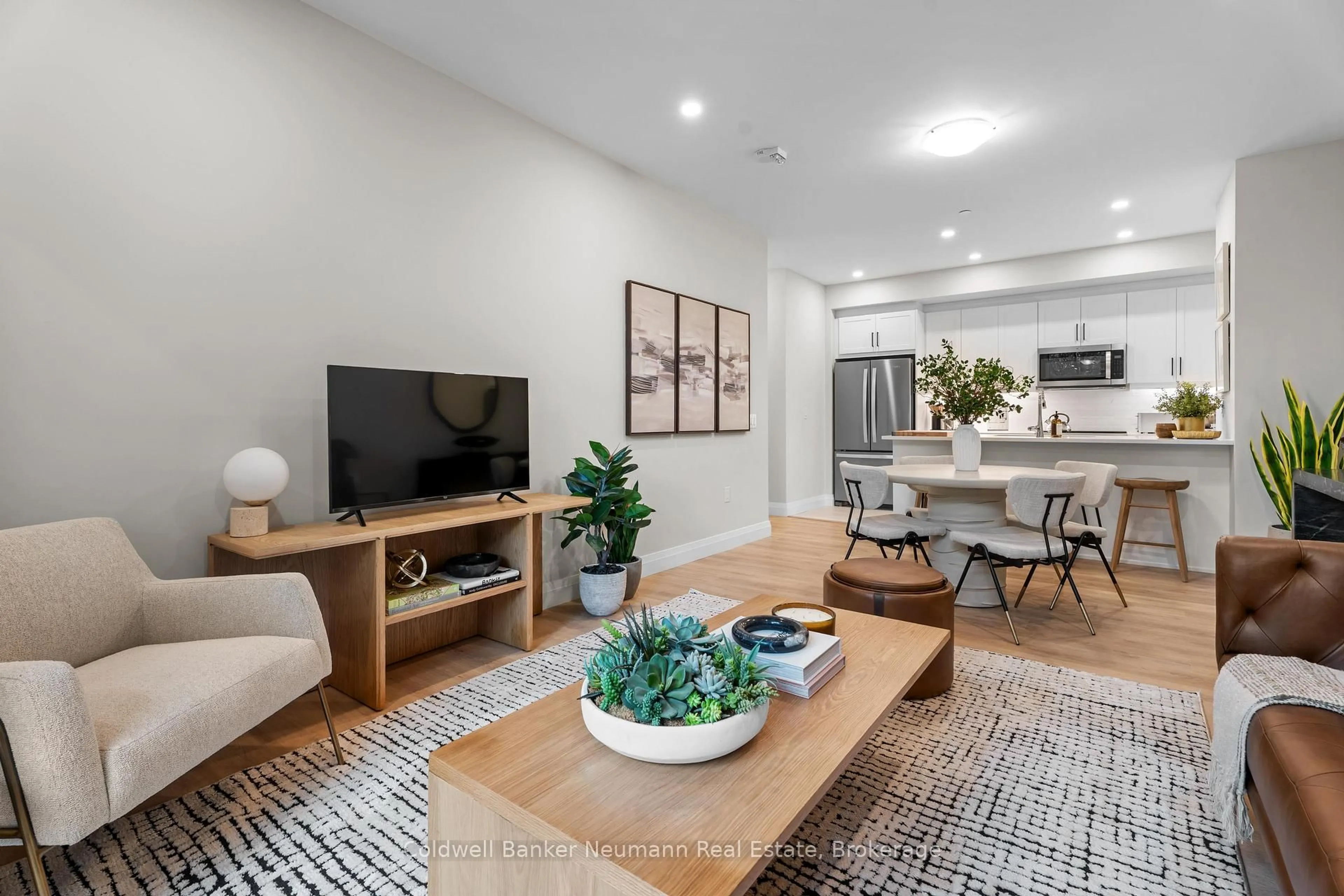 Living room with furniture, unknown for 1882 Gordon St #315, Guelph Ontario N1K 0P6