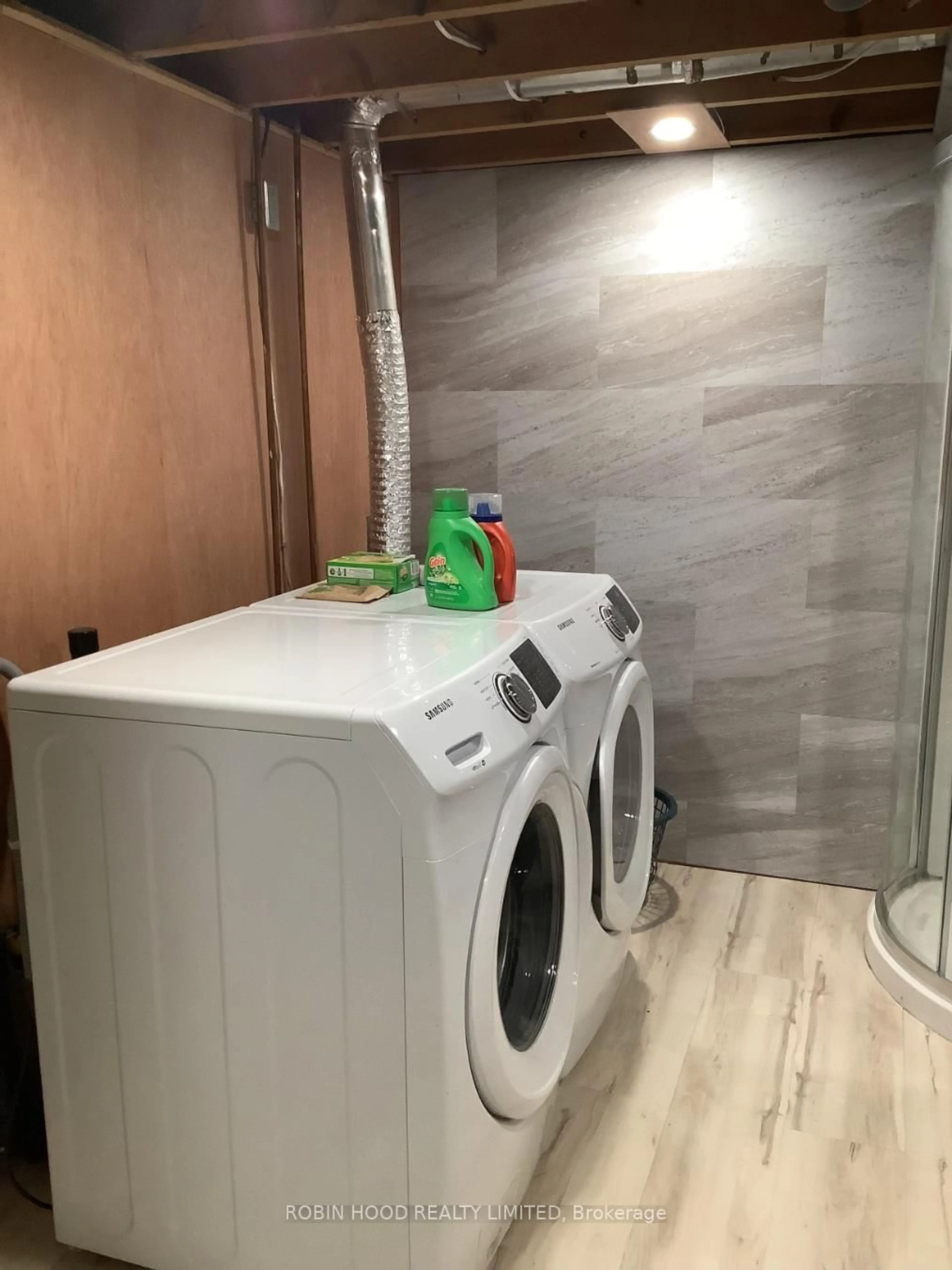 Laundry room for 421 Peggs Mountain Rd, Ryerson Ontario P0A 1C0