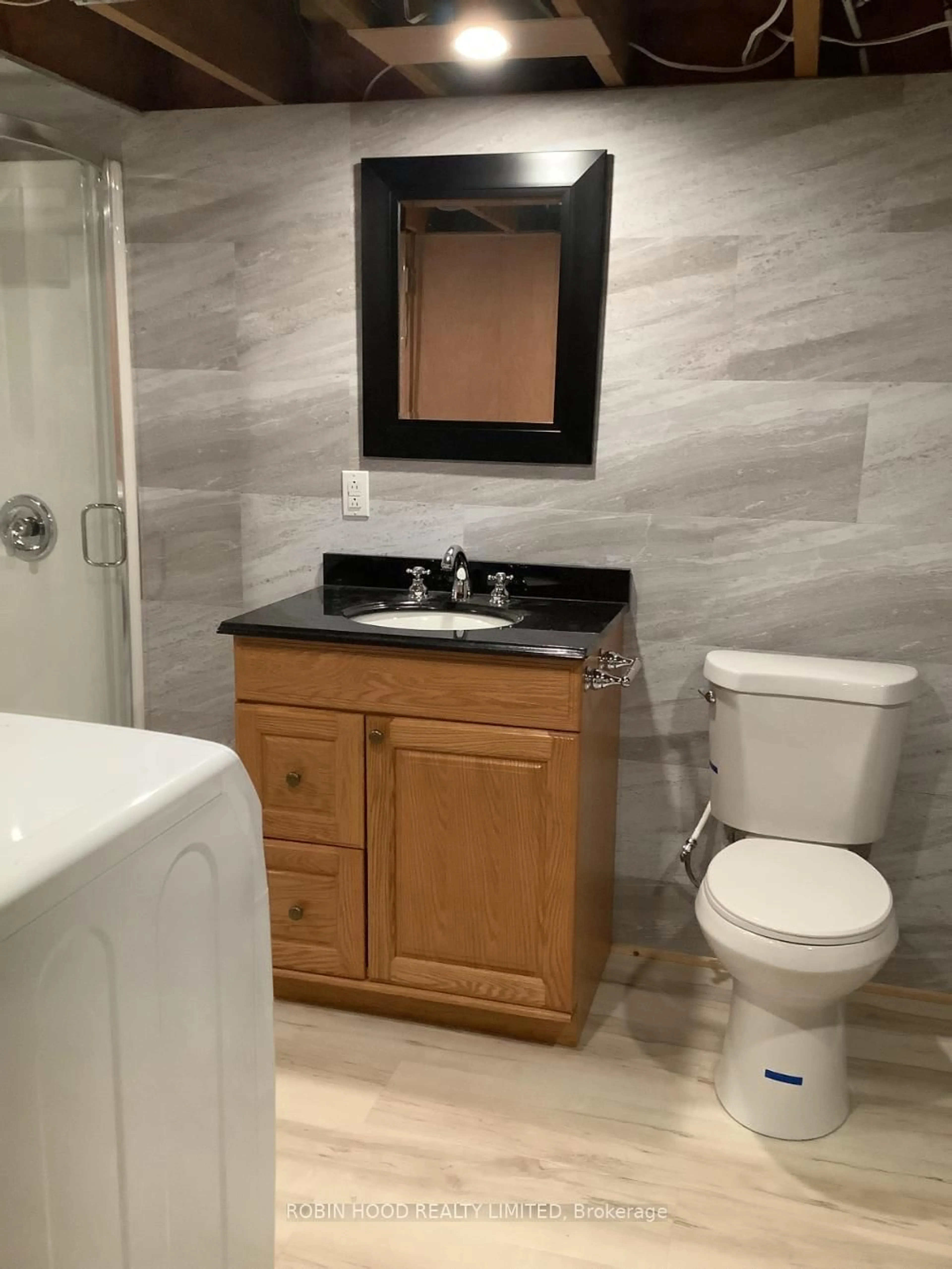 Standard bathroom, ceramic/tile floor for 421 Peggs Mountain Rd, Ryerson Ontario P0A 1C0