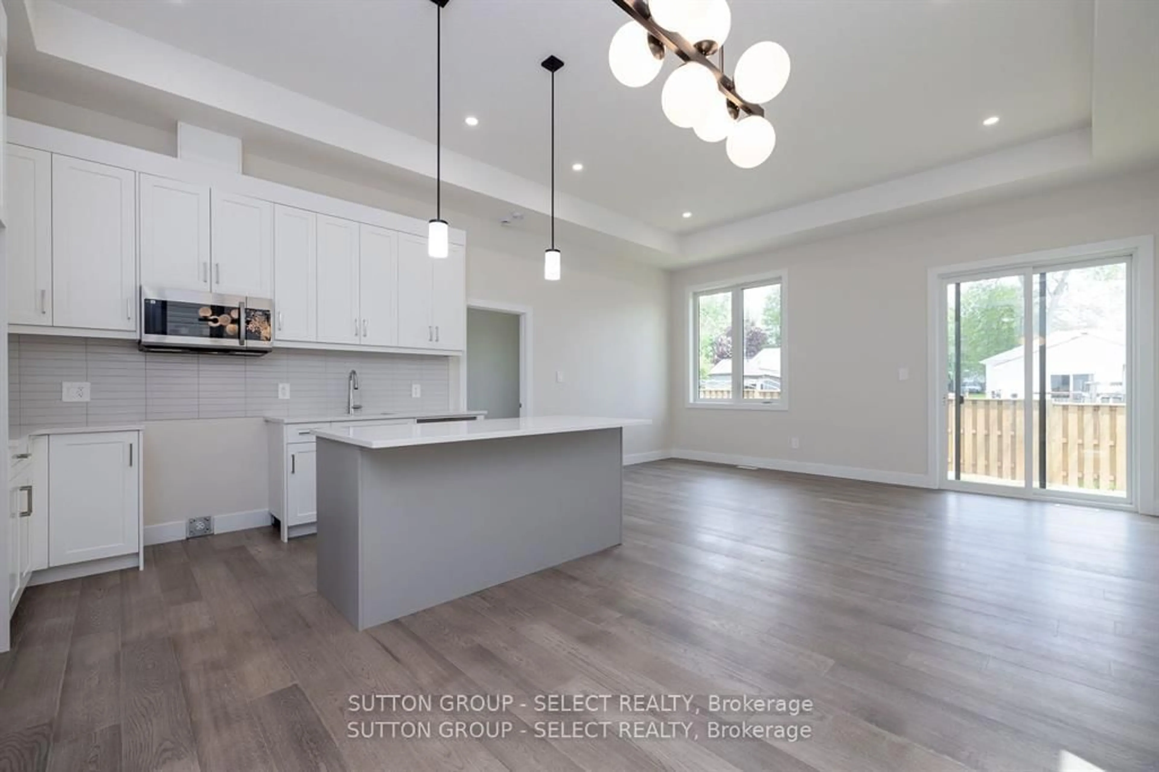 Open concept kitchen, unknown for 7966 Fallon Dr #14, Lucan Biddulph Ontario N0M 1V0