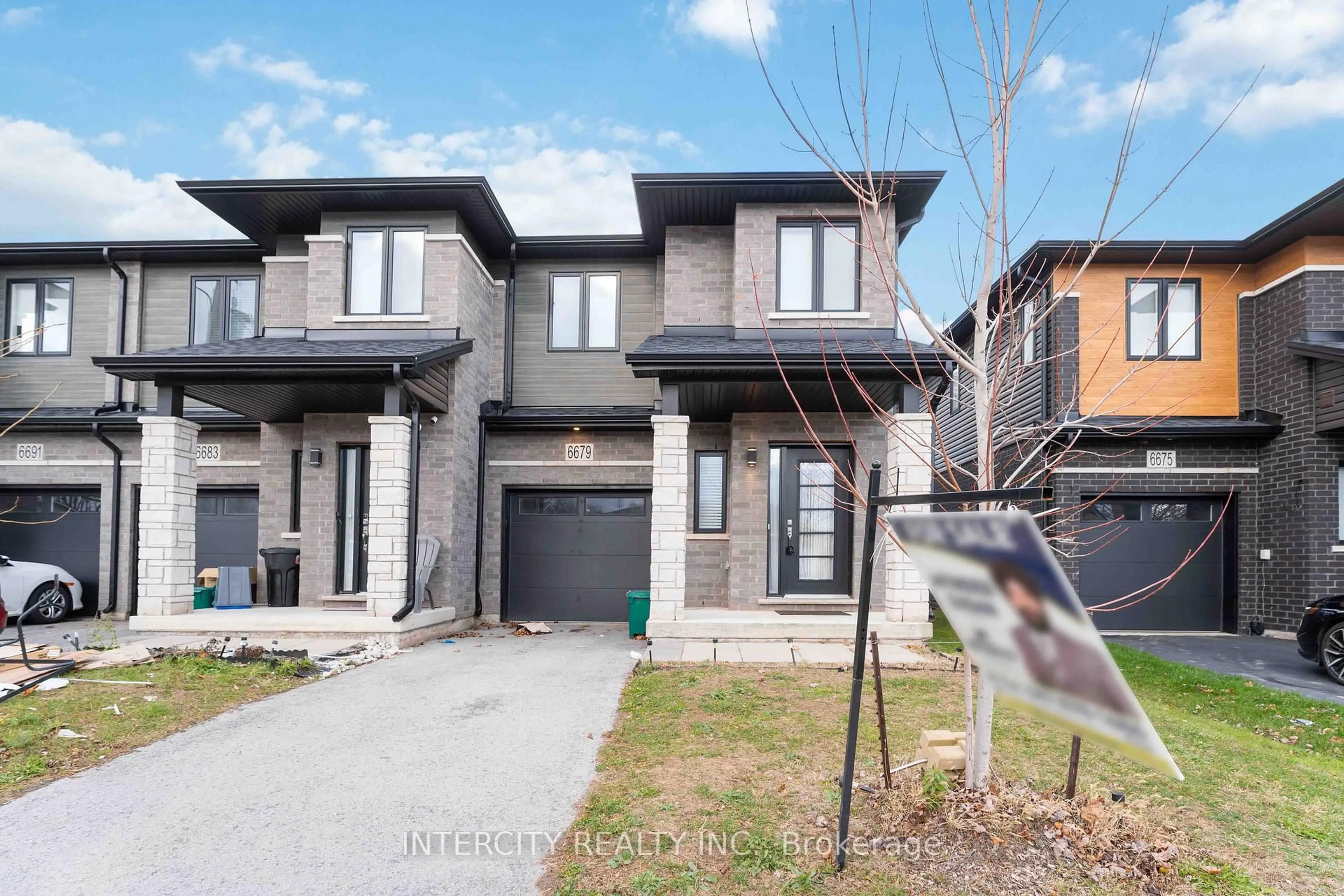 Home with brick exterior material, street for 6679 Cropp St, Niagara Falls Ontario L2E 0B7