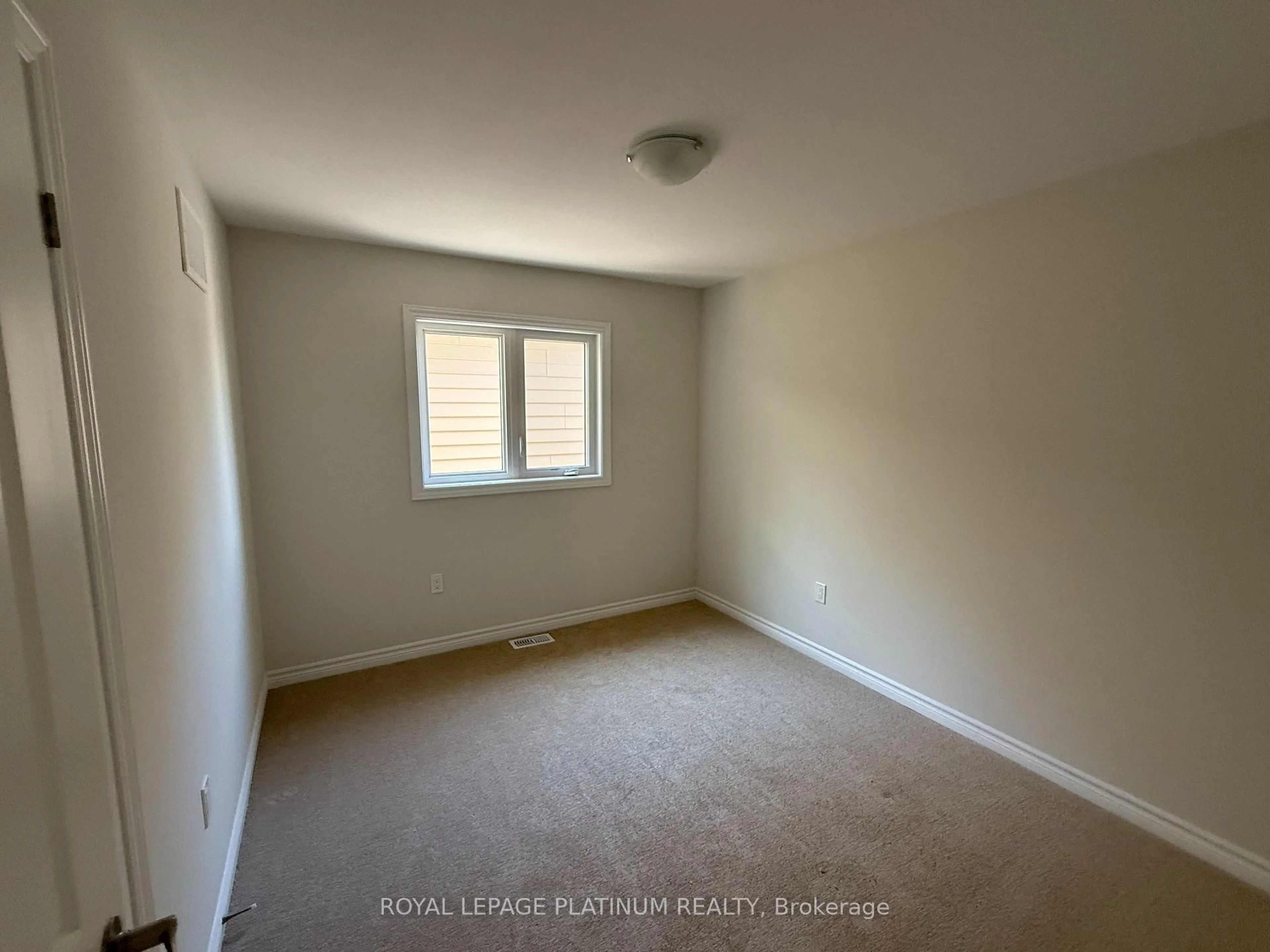 A pic of a room for 155 McEachern Lane, Gravenhurst Ontario P1P 0H8