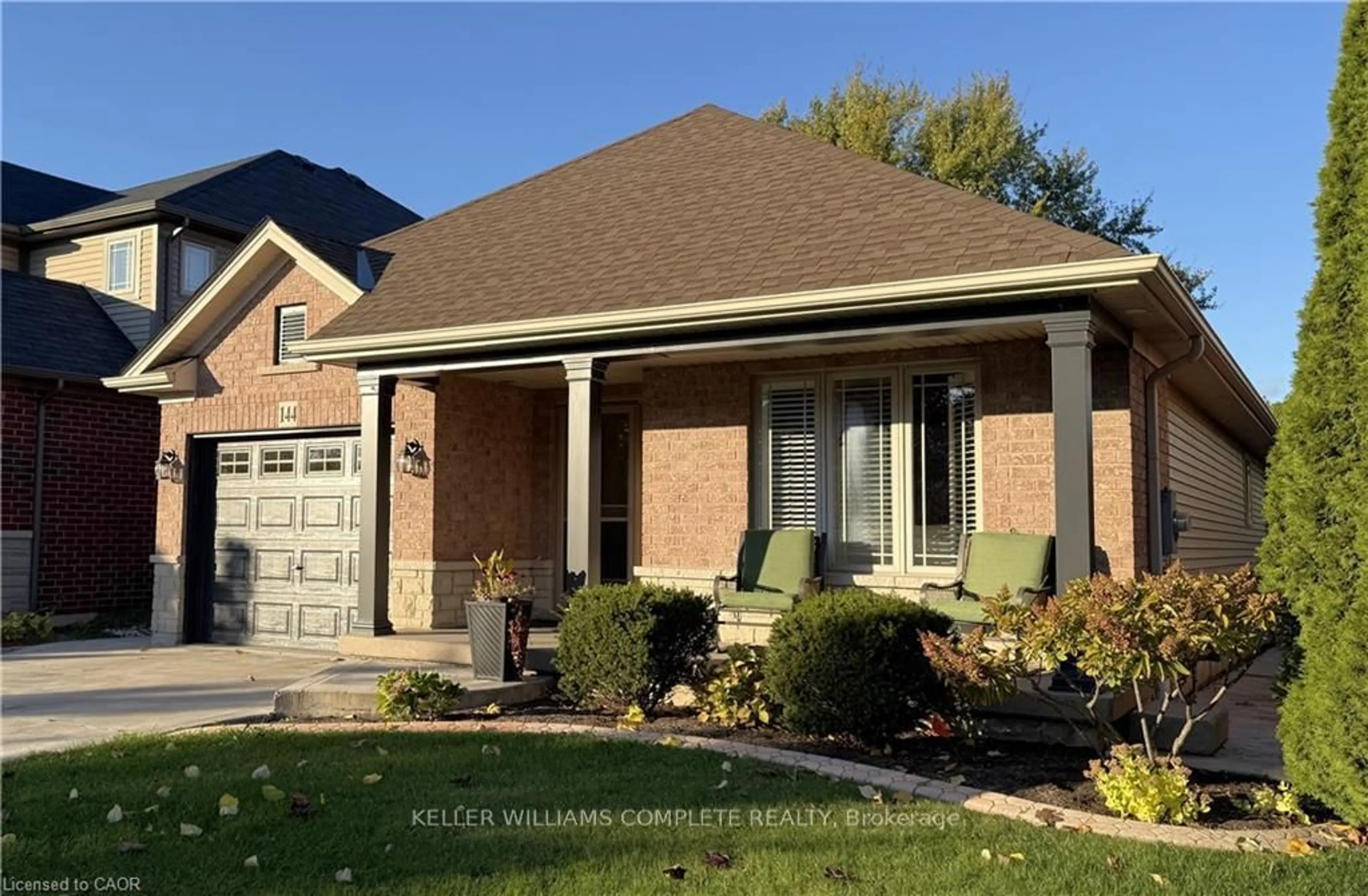 Home with brick exterior material, street for 144 Sumner Cres, Grimsby Ontario L3M 0B4