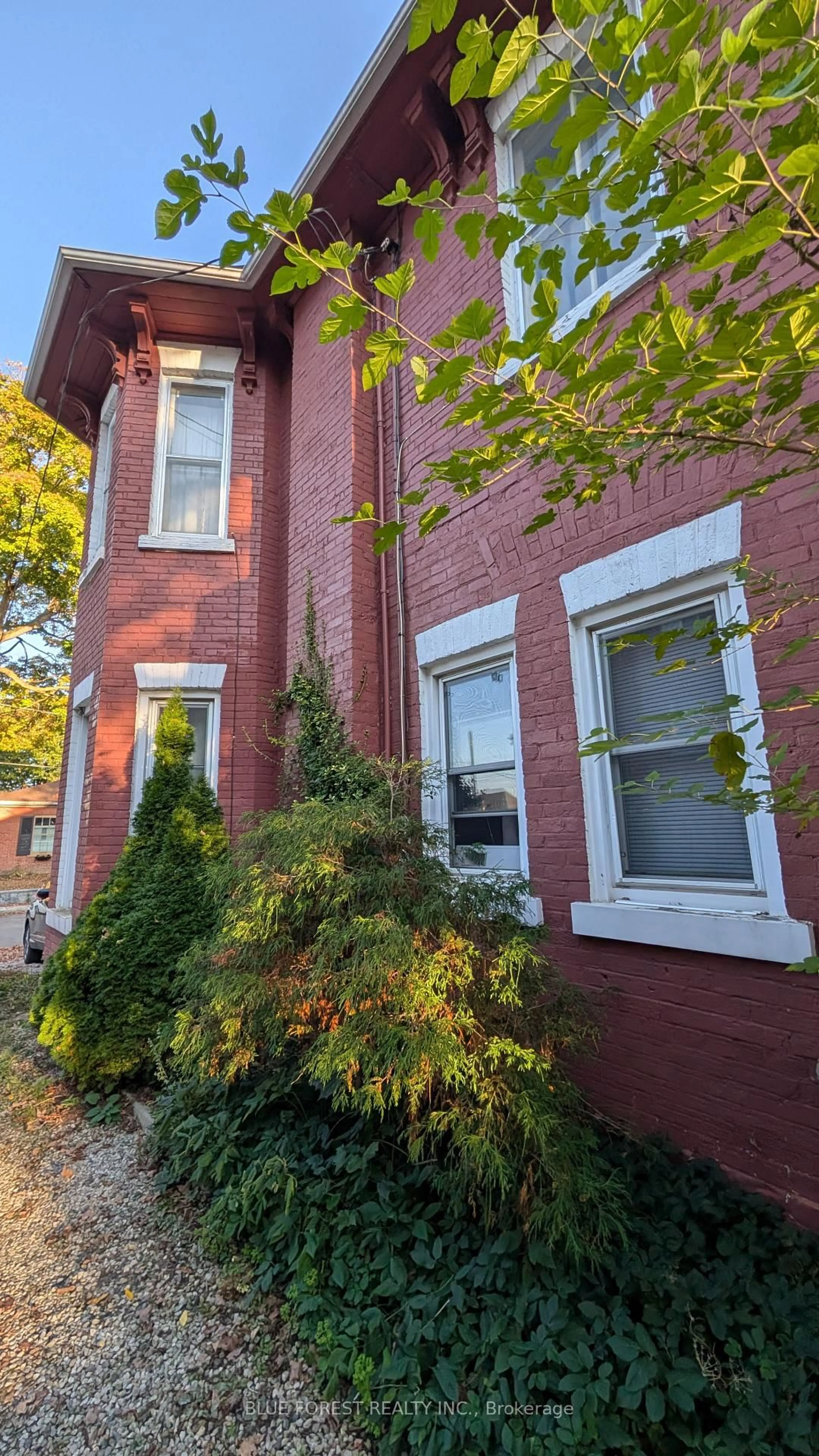 Home with brick exterior material, street for 42 Brock St, Woodstock Ontario N4S 3B5