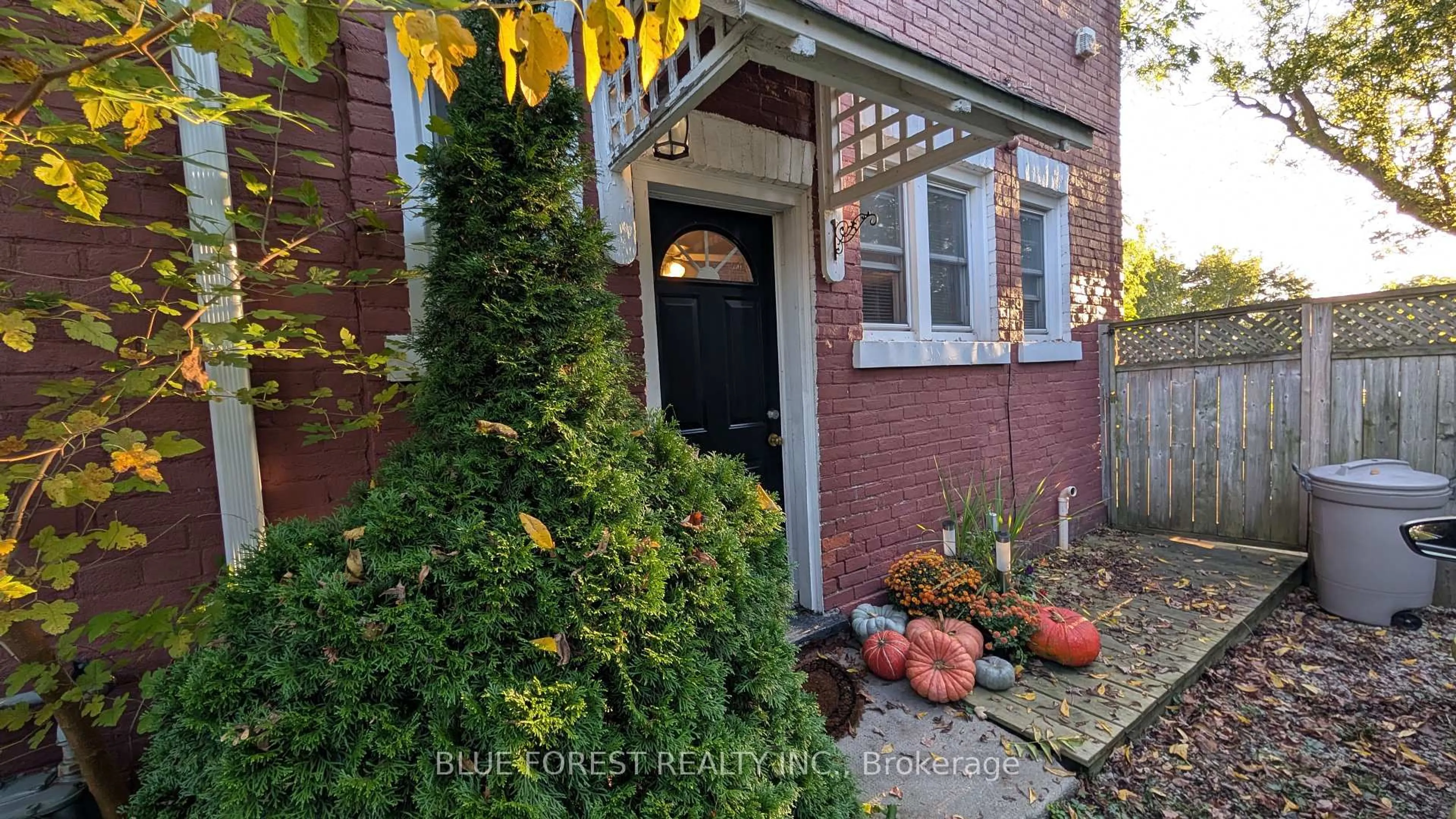 Home with brick exterior material, street for 42 Brock St, Woodstock Ontario N4S 3B5