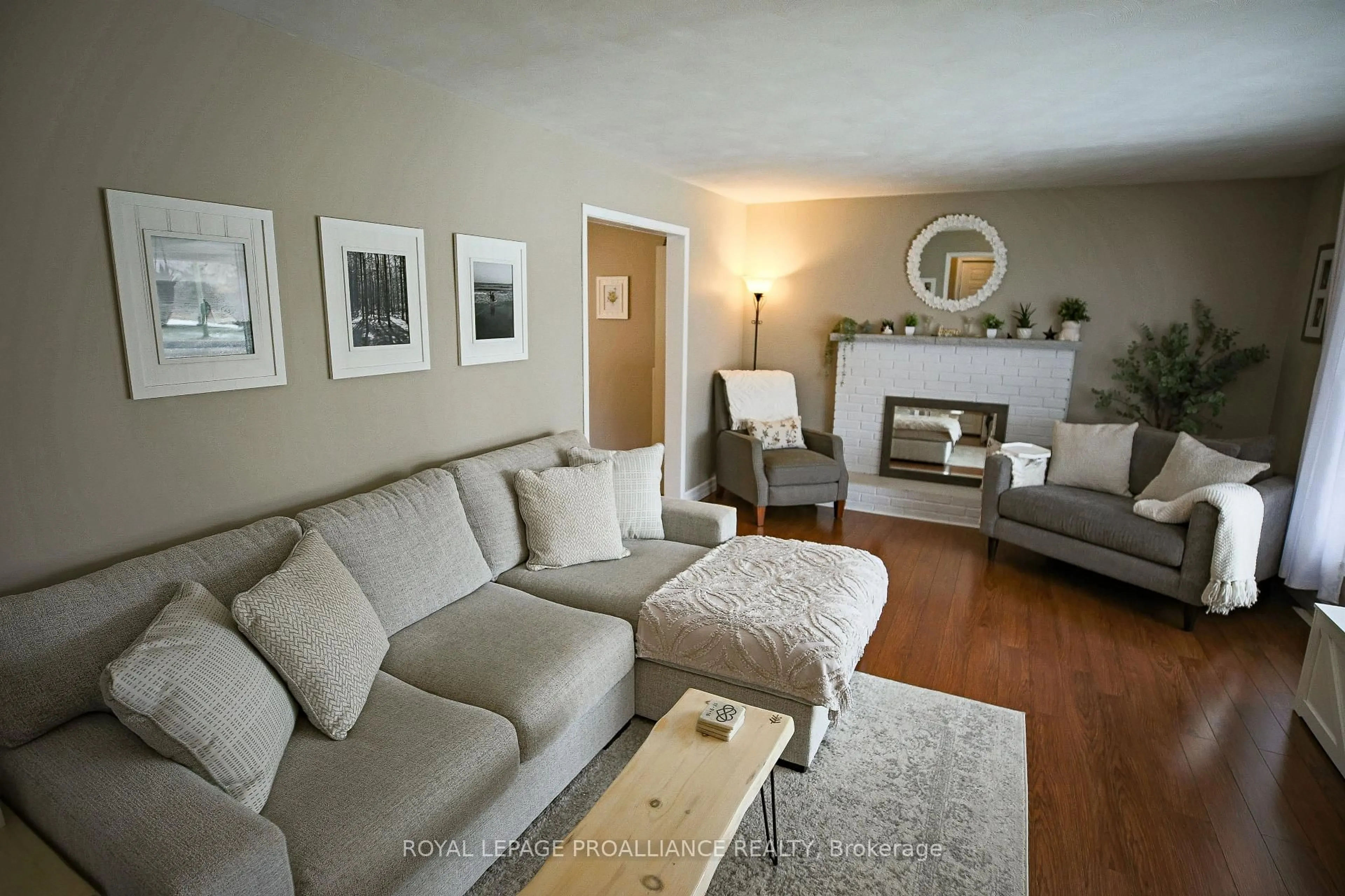 Living room with furniture, unknown for 6020 County Road 29 Highway, Elizabethtown-Kitley Ontario K6V 5T4