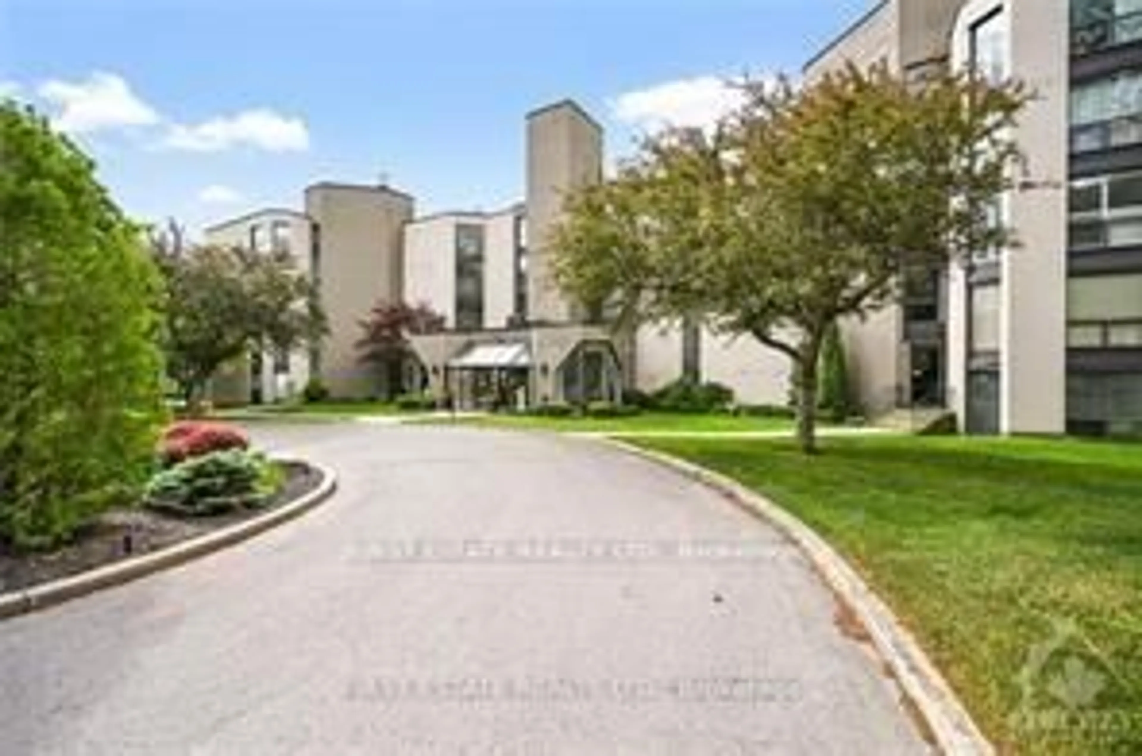 Unknown for 50 MARKET St #203, Gananoque Ontario K7G 2M3