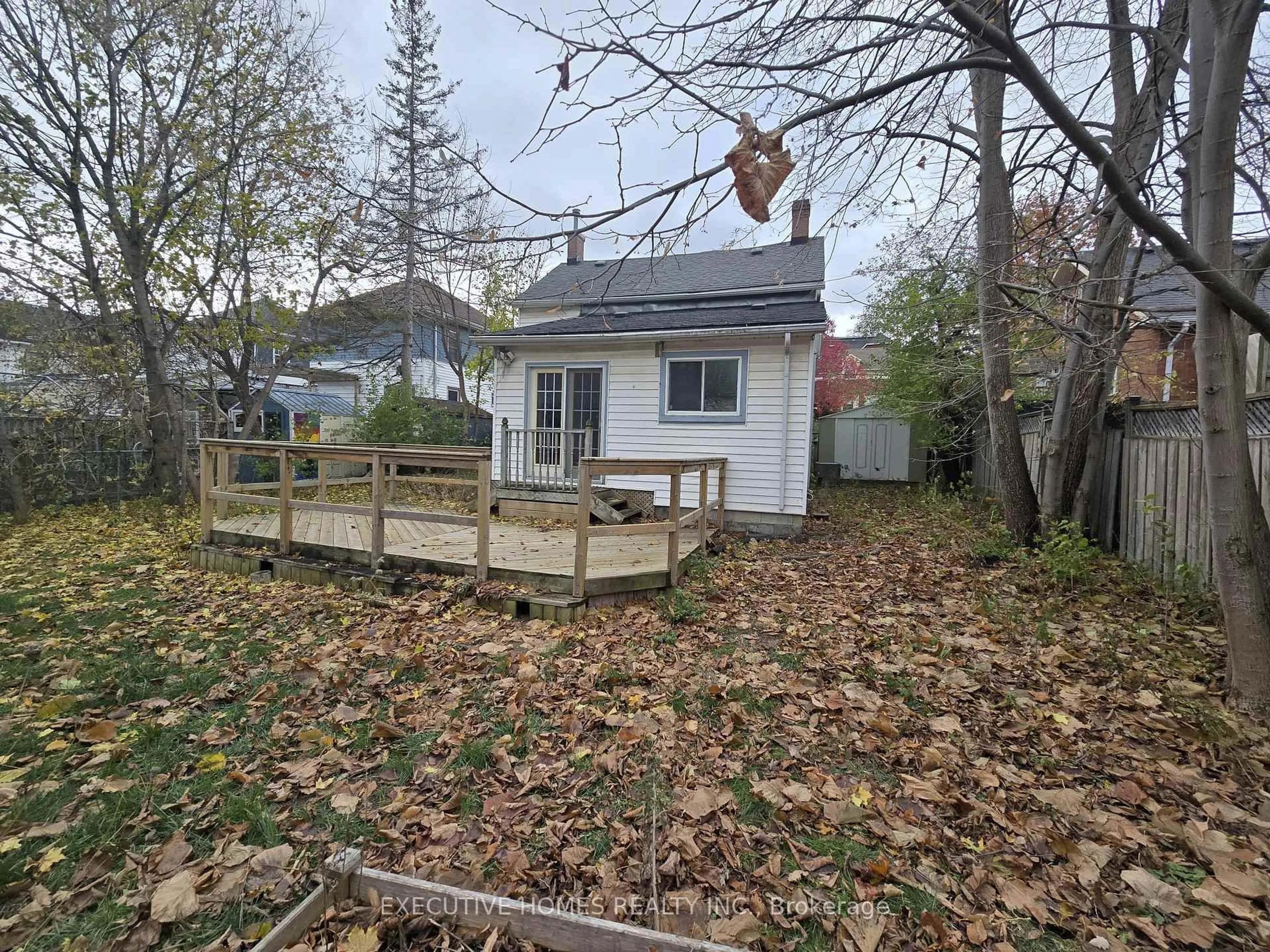 Shed for 19 Cedar St, Belleville Ontario K8P 3L8