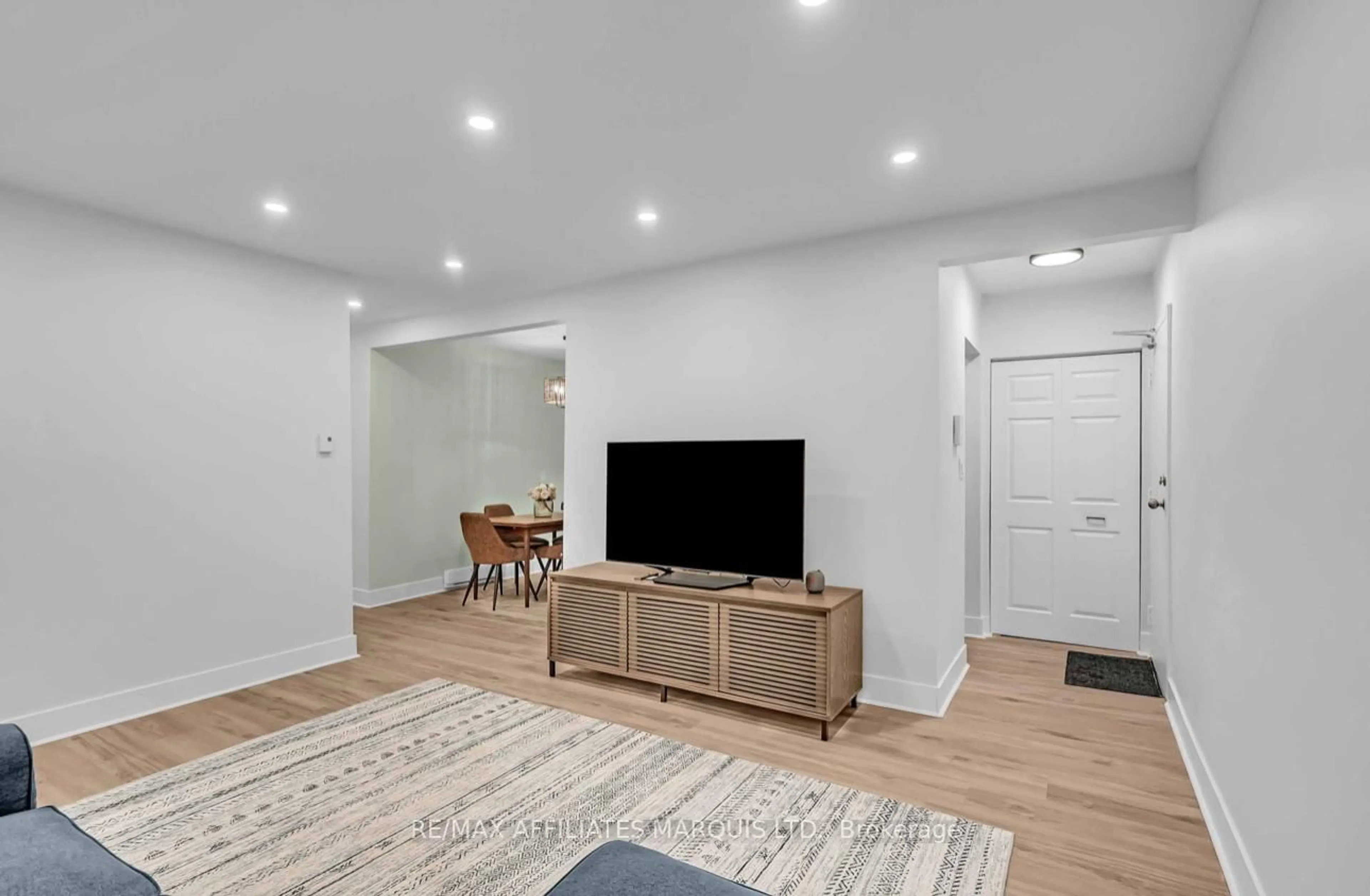 Unknown for 55 Race St #2, Cornwall Ontario K6H 1G7