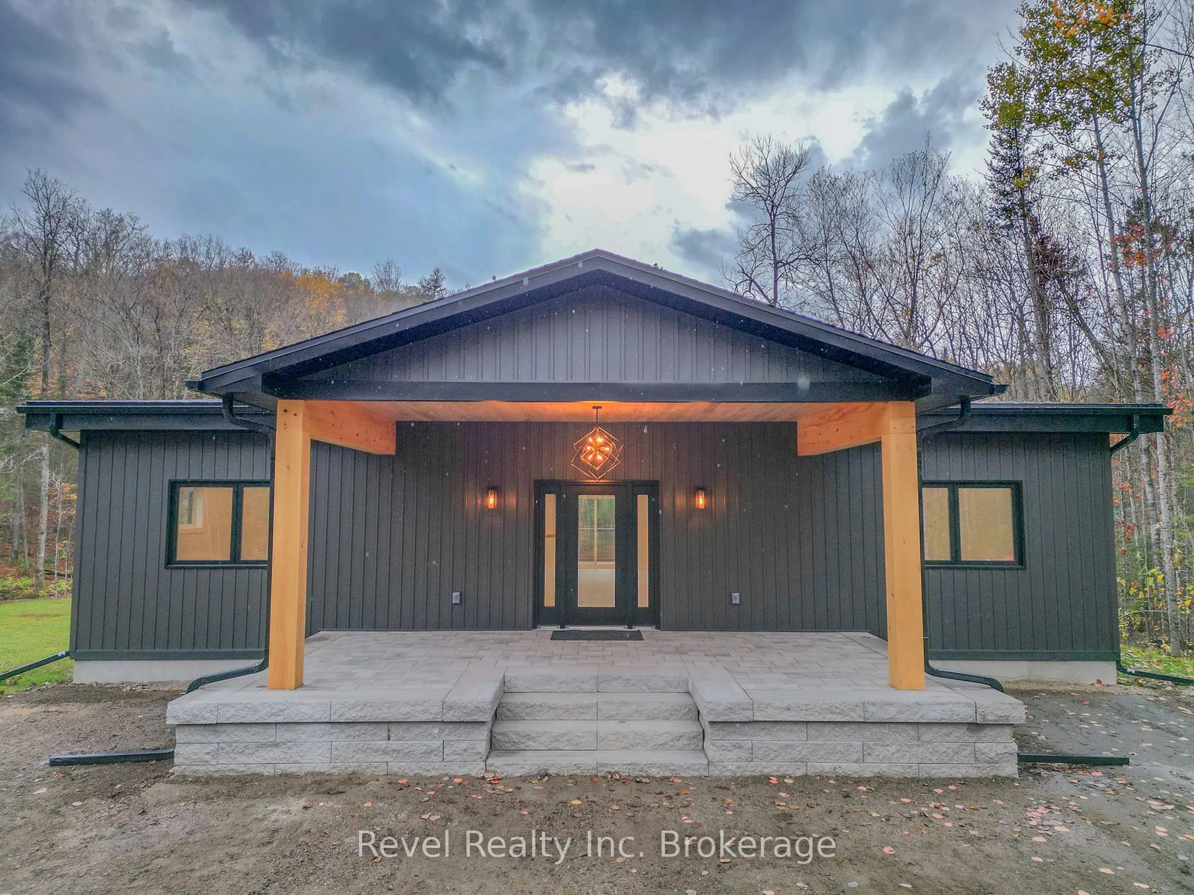 Unknown for 52 Laurentian Cres, Mattawan Ontario P0H 1V0