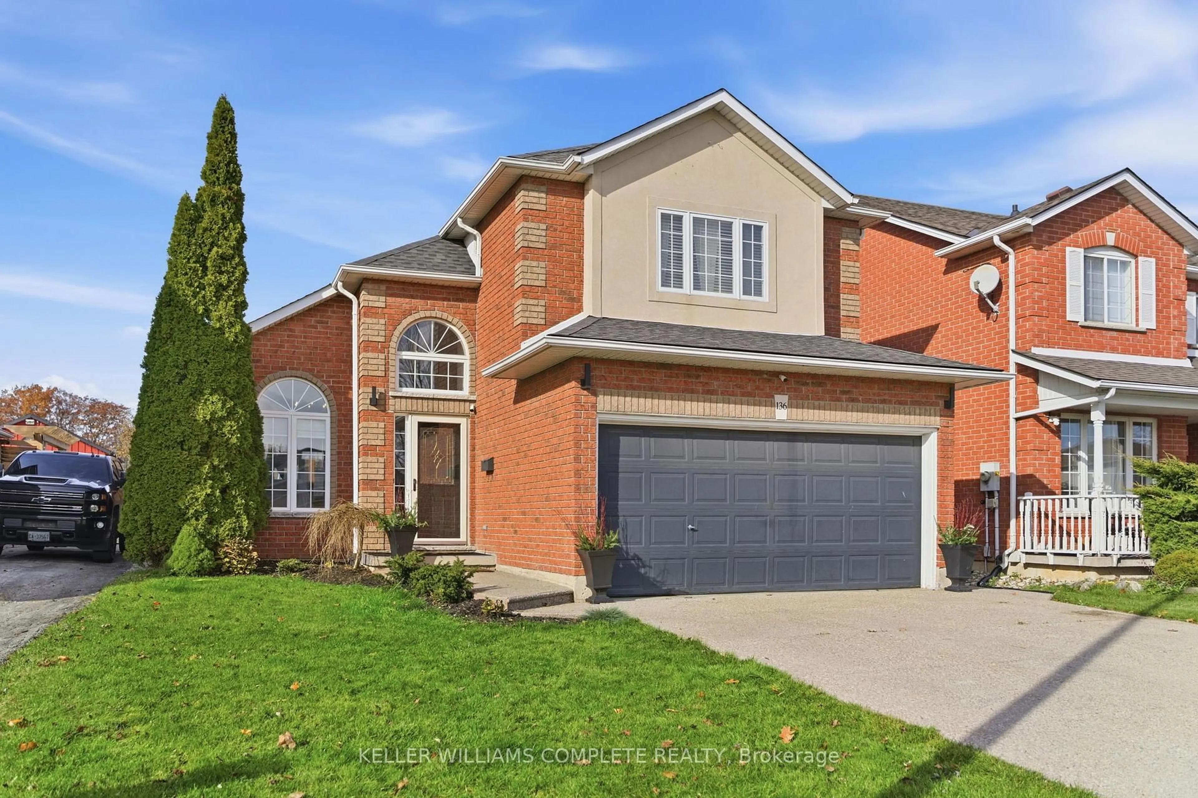 Home with brick exterior material, street for 136 Braemar Ave, Haldimand Ontario N3W 2M6