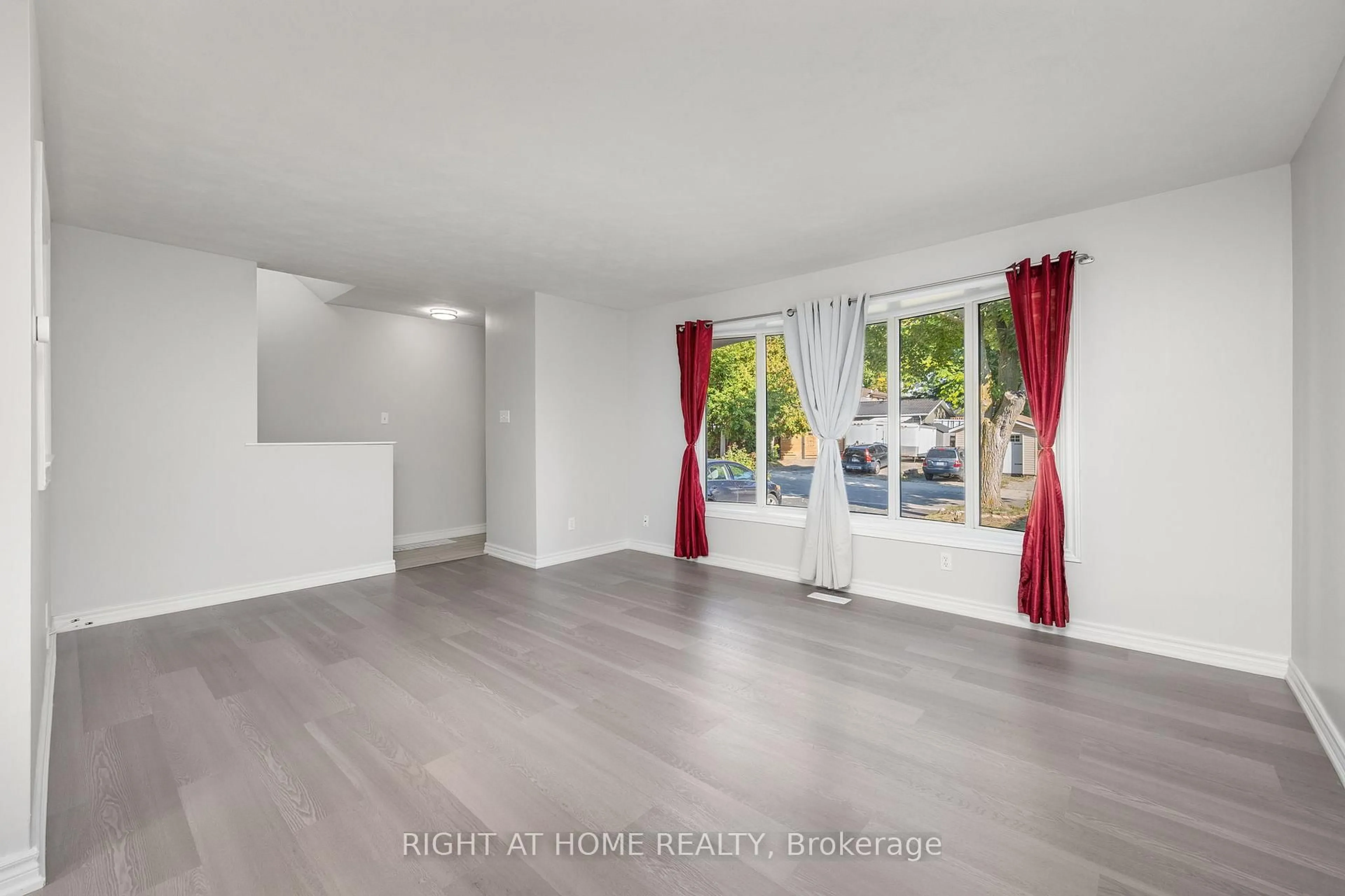 A pic of a room for 48 Clarence St, Cambridge Ontario N3C 1K9