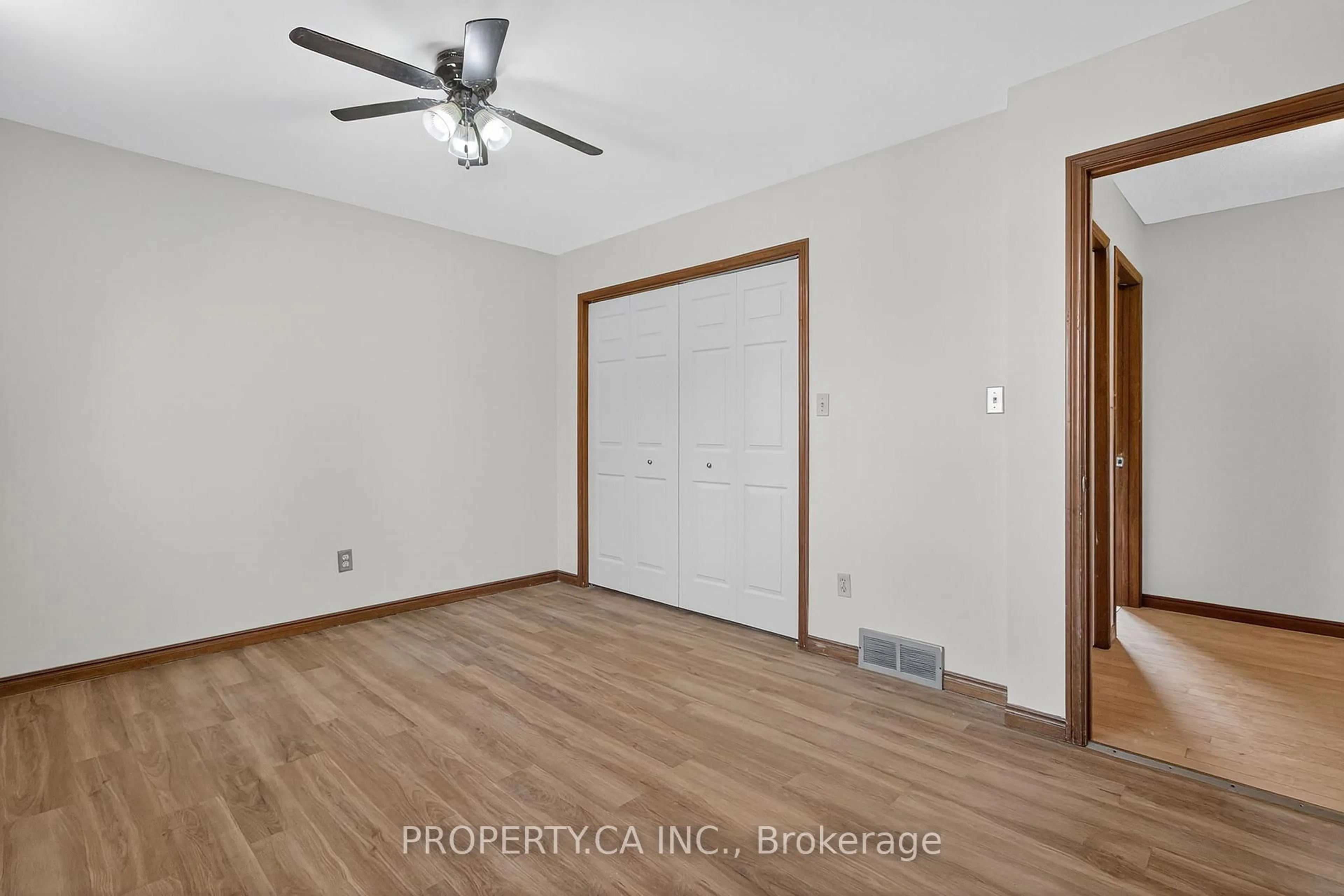 A pic of a room for 194 Merritt Ave, Chatham-Kent Ontario N7M 5Y4