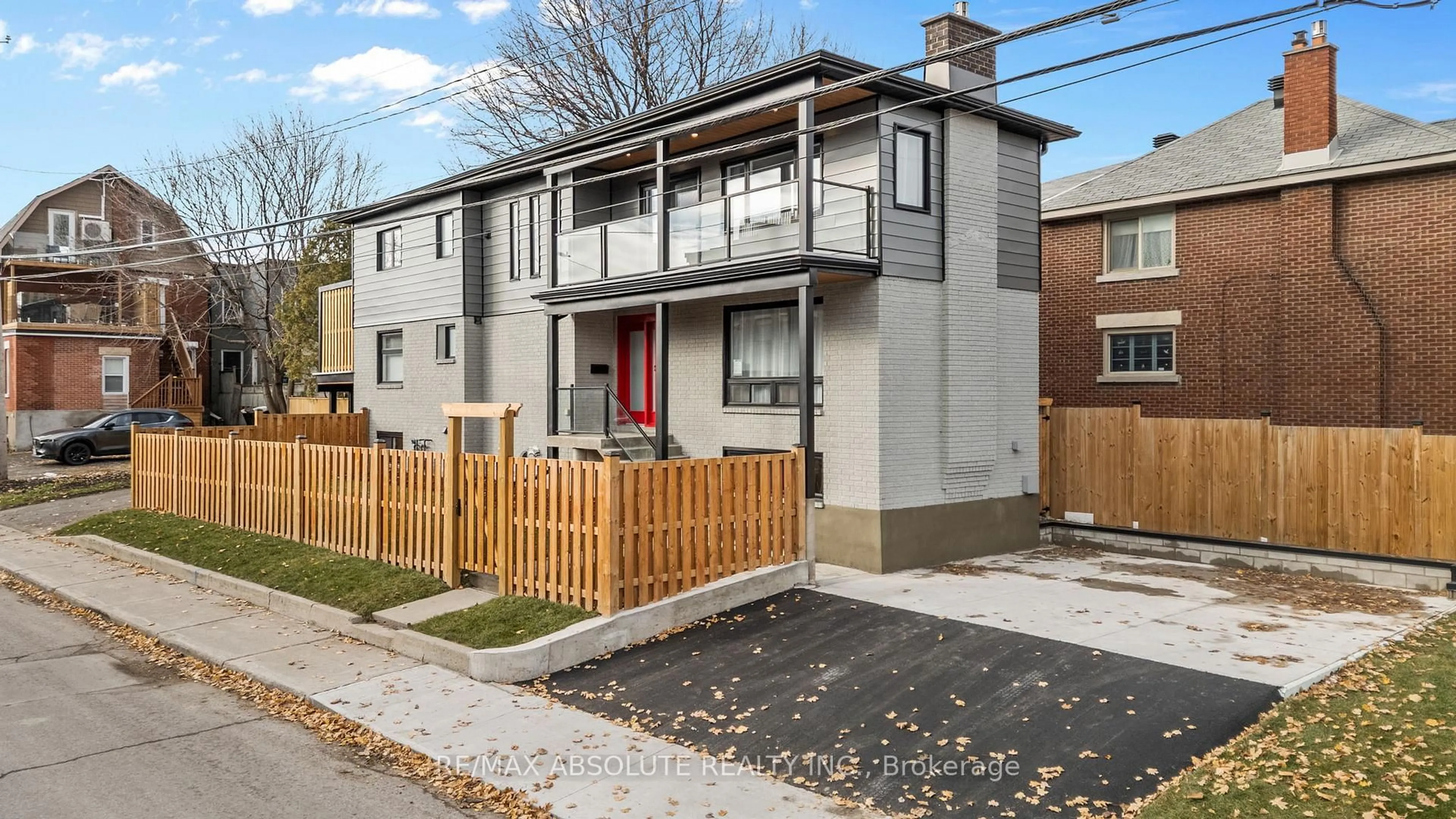 Home with brick exterior material, street for 121 Evelyn Ave, Ottawa Ontario K1S 5K1