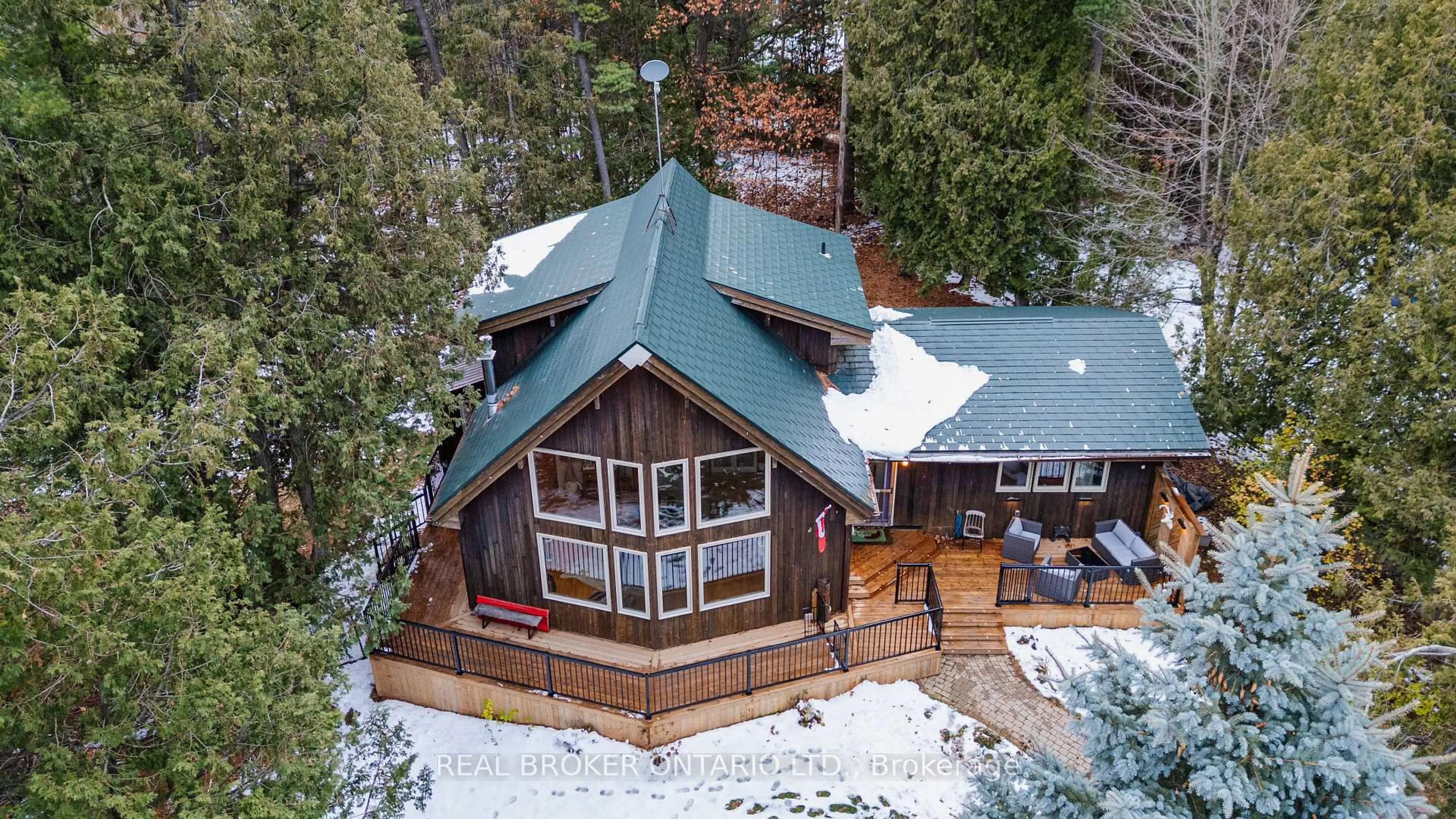 A pic from outside/outdoor area/front of a property/back of a property/a pic from drone, mountain view for 1 Woodland Dr, Braeside Ontario K0A 1G0