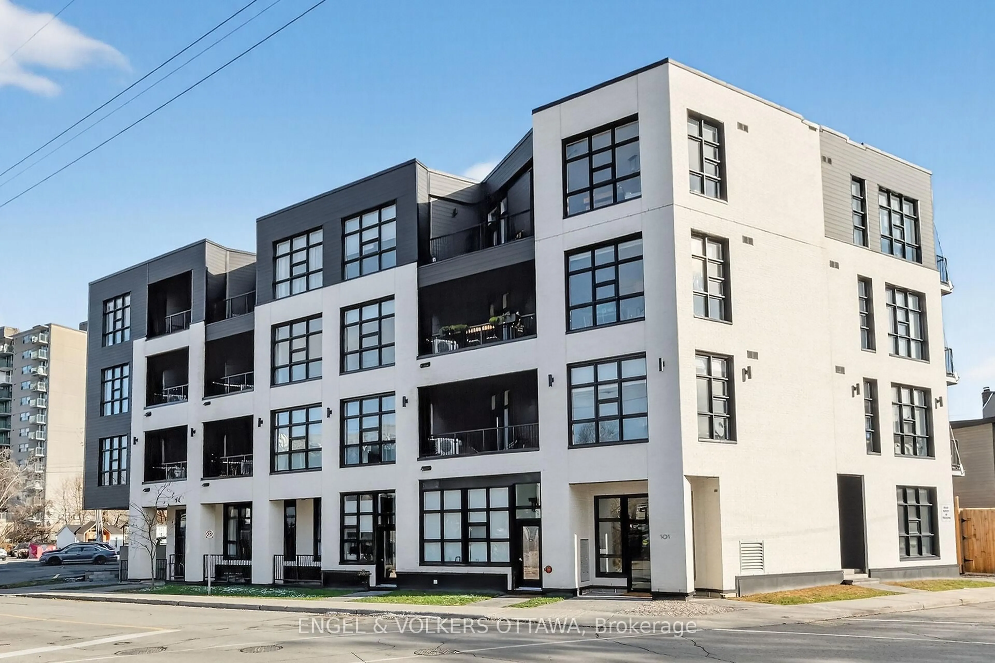 A pic from outside/outdoor area/front of a property/back of a property/a pic from drone, building for 101 Pinhey St #105, Ottawa Ontario K1Y 1T7