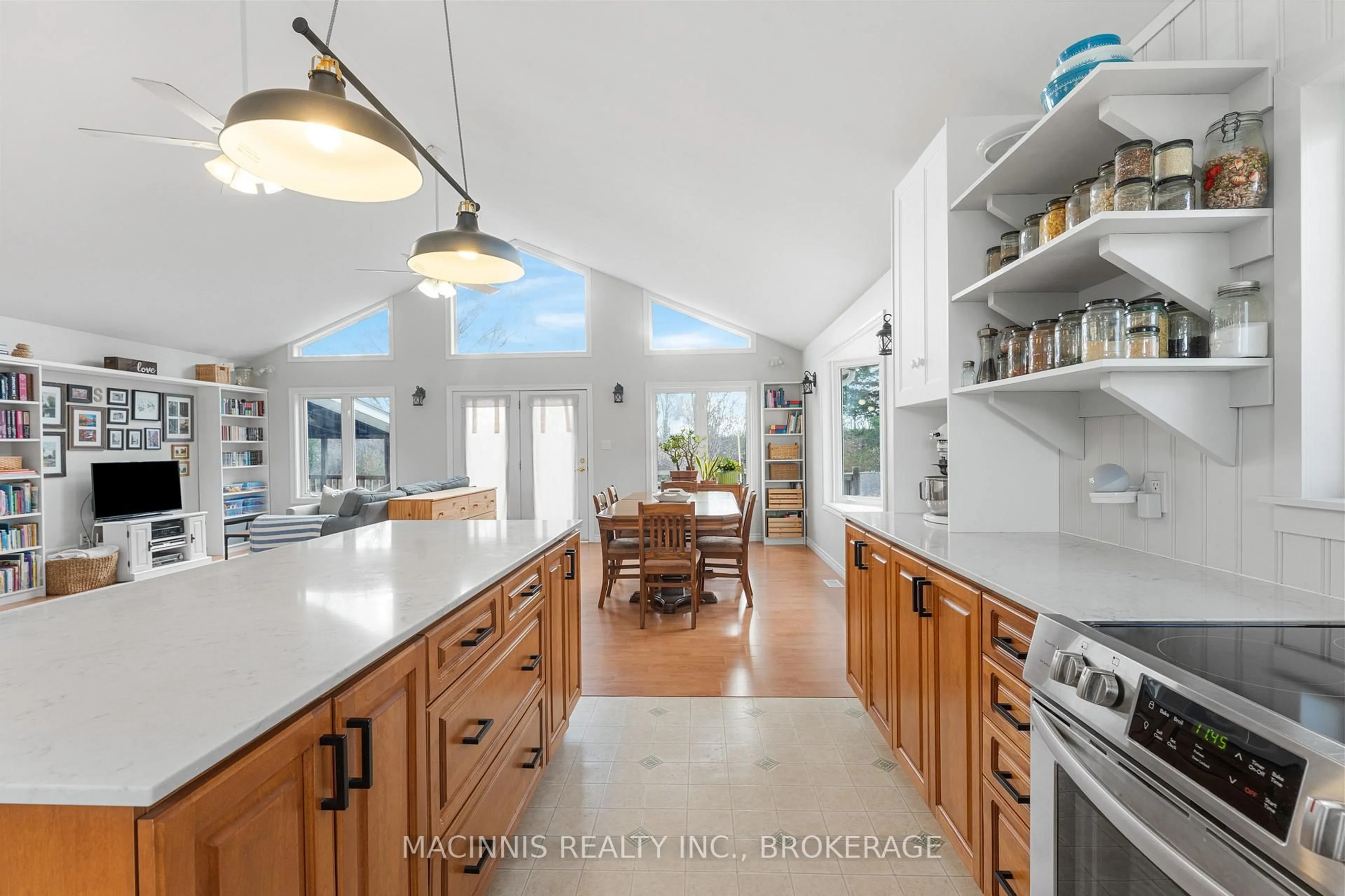 Open concept kitchen, ceramic/tile floor for 2040 Keeley Rd, Sydenham Ontario K0H 2T0