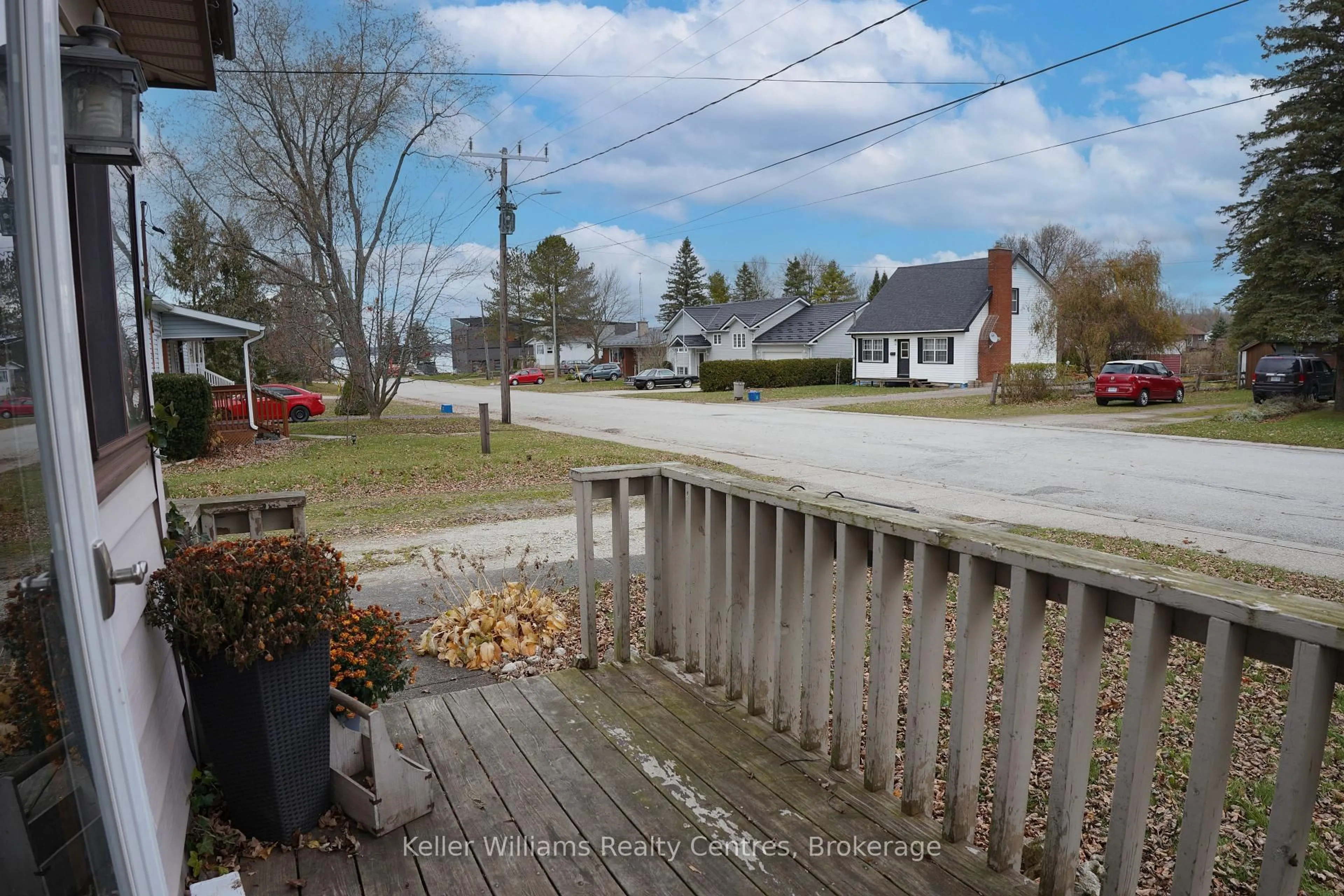 A pic from outside/outdoor area/front of a property/back of a property/a pic from drone, street for 494 Isaac St, South Bruce Peninsula Ontario N0H 2T0