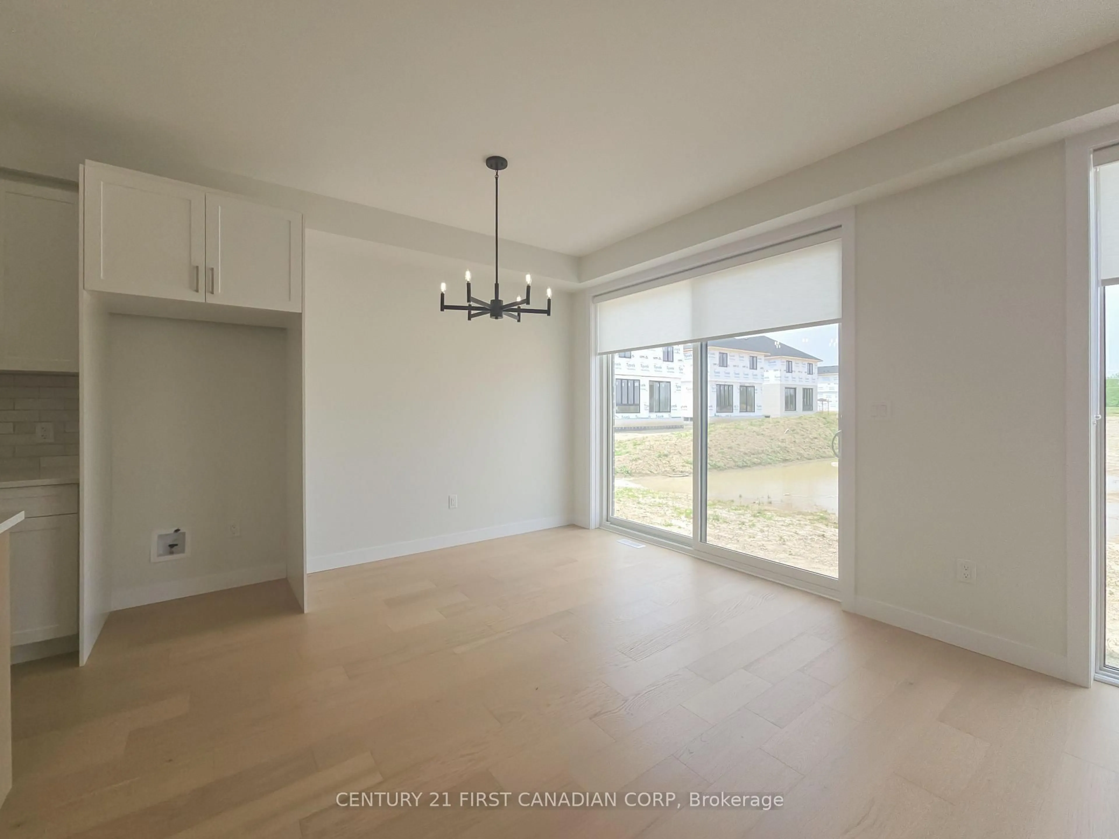 A pic of a room for 4297 Calhoun Way, London South Ontario N6P 1J9