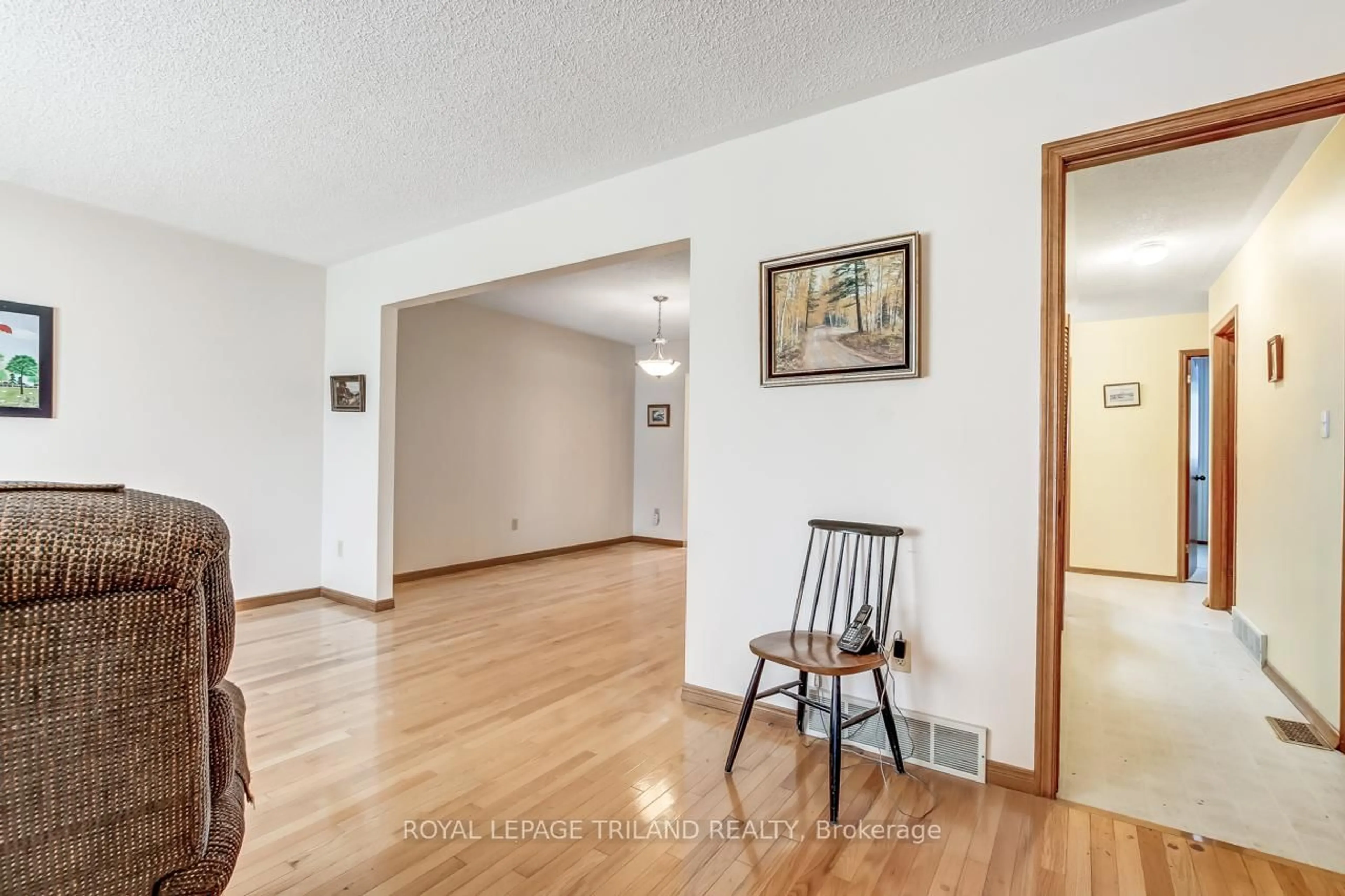 Unknown for 306 Highview Dr, St. Thomas Ontario N5R 5W9