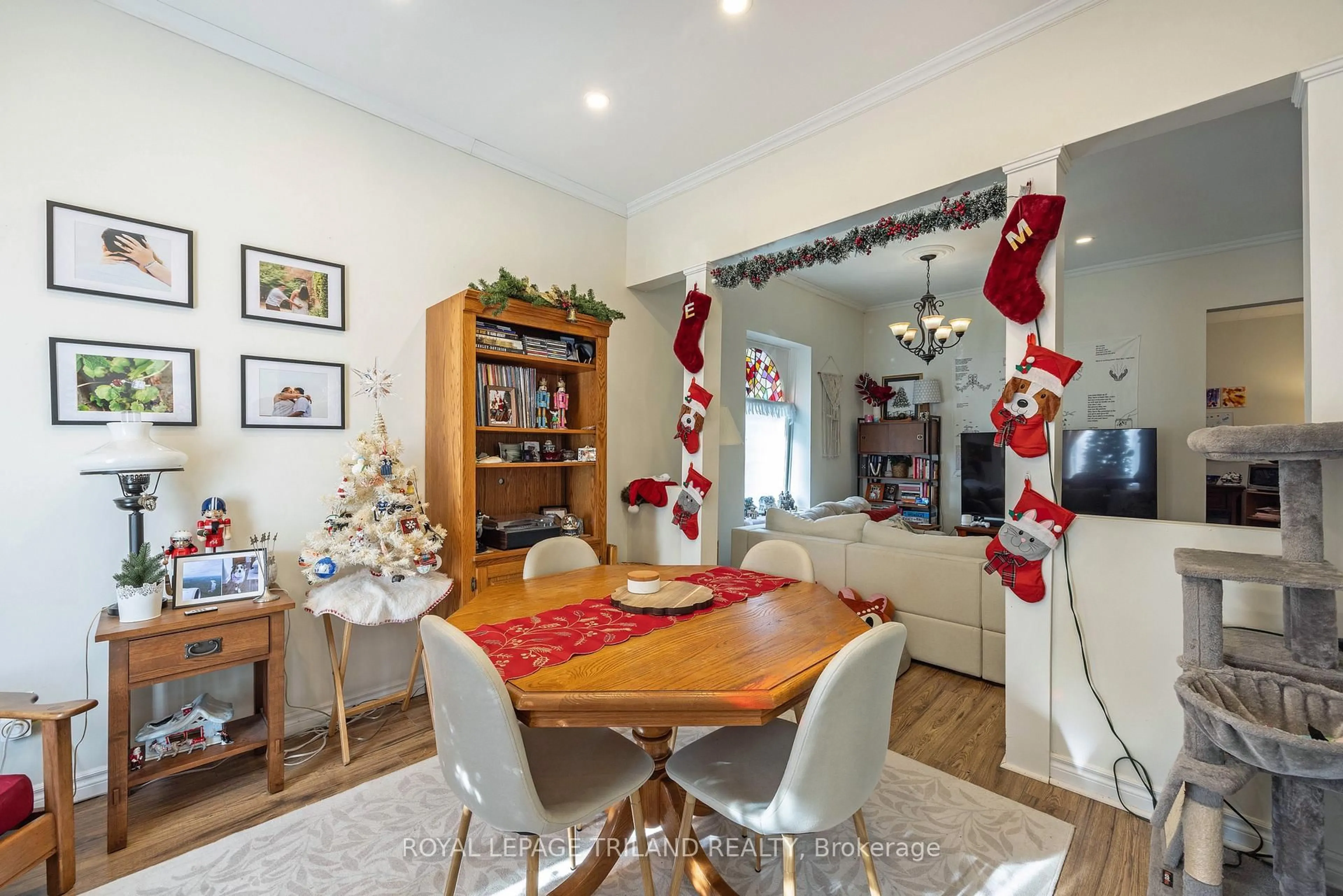 Dining room, unknown for 101 Malakoff St, St. Thomas Ontario N5P 1M5