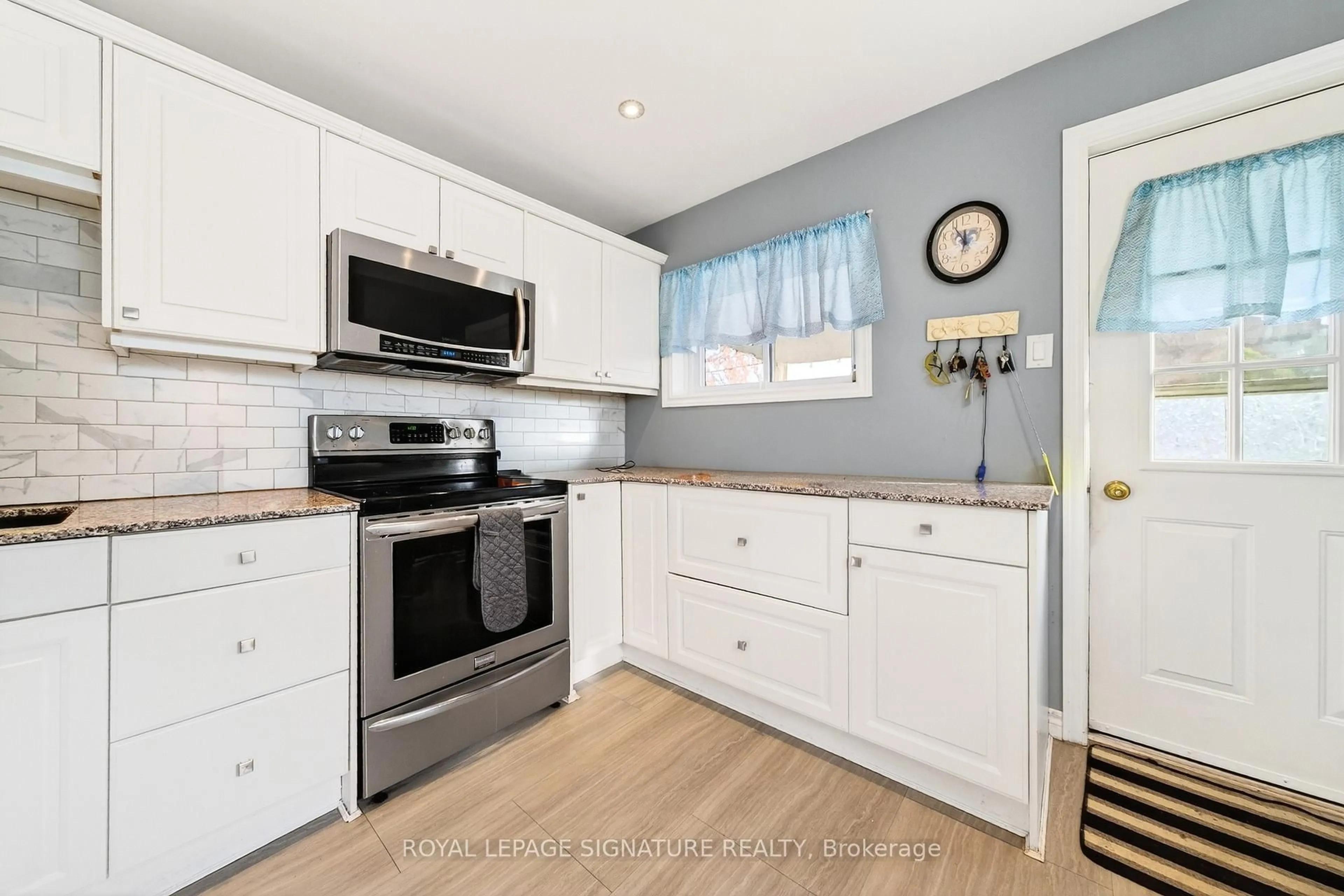 Open concept kitchen, unknown for 36 Cheever St, Hamilton Ontario L8L 5R7