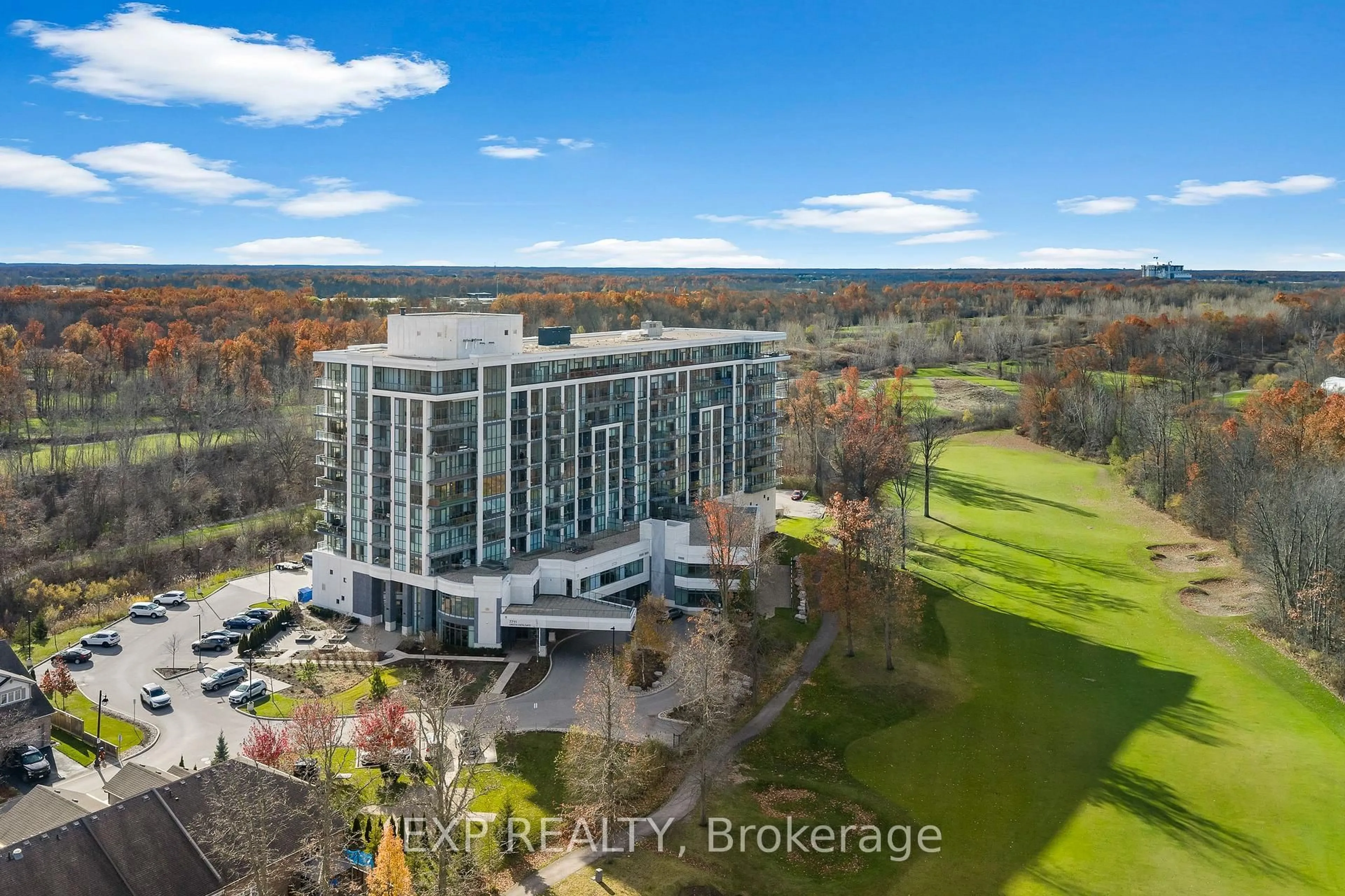 A pic from outside/outdoor area/front of a property/back of a property/a pic from drone, water/lake/river/ocean view for 7711 Green Vista Gate #814, Niagara Falls Ontario L2G 0A8