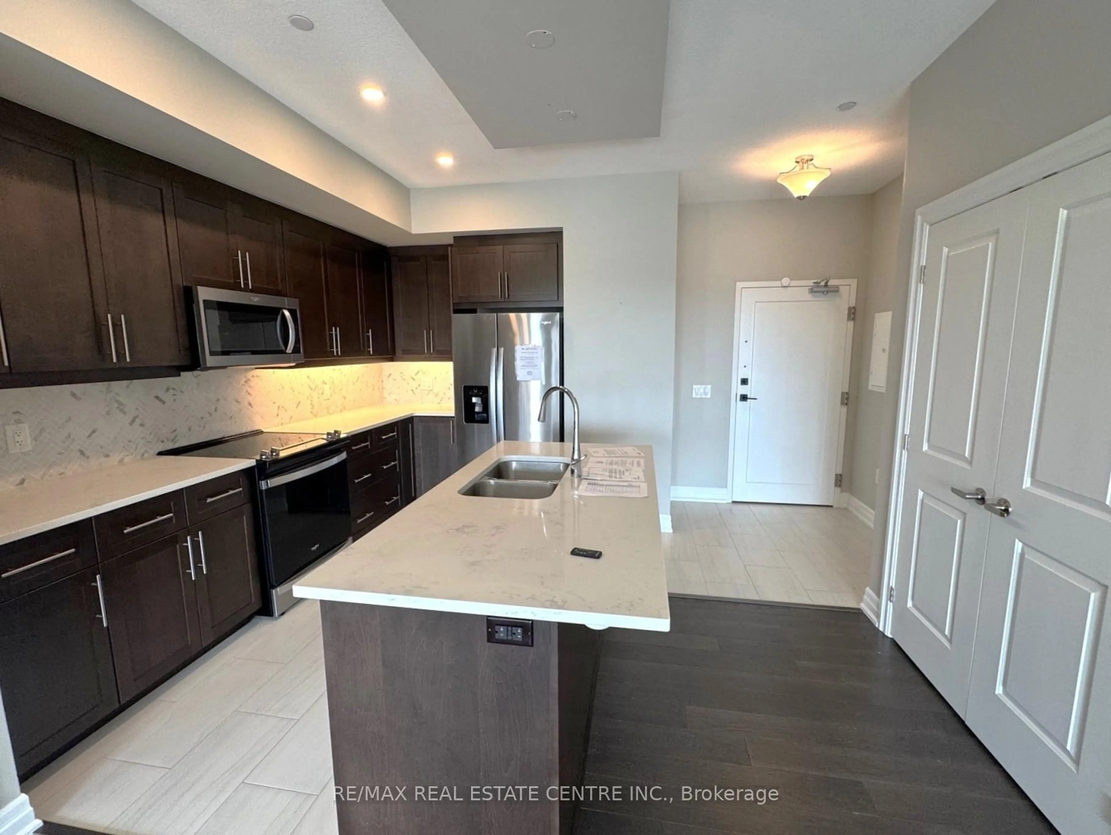 Open concept kitchen, unknown for 1880 Gordon St #1003, Guelph Ontario N1L 1G7