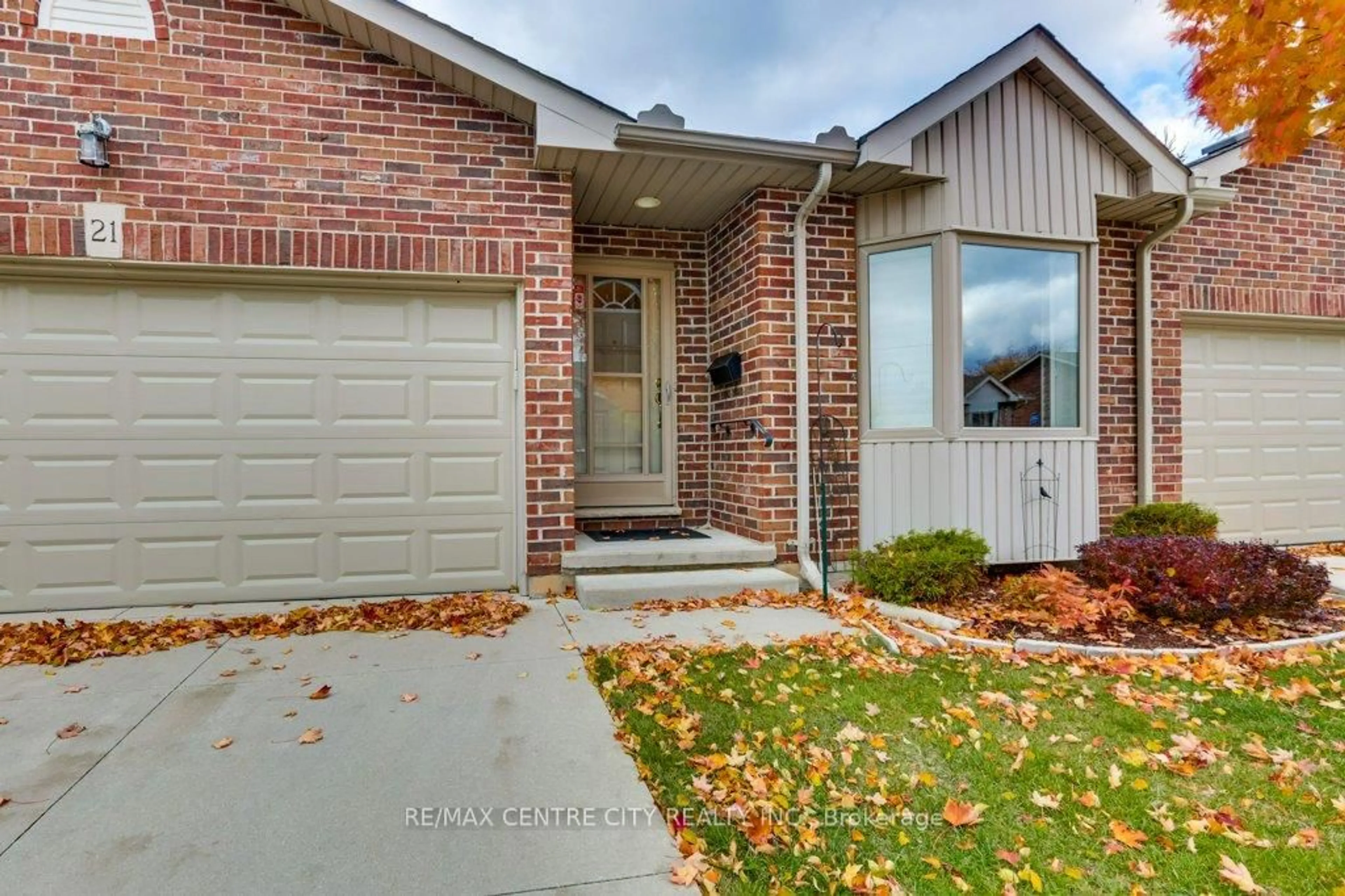 Home with brick exterior material, street for 95 Capulet Lane #21, London North Ontario N6H 5V6